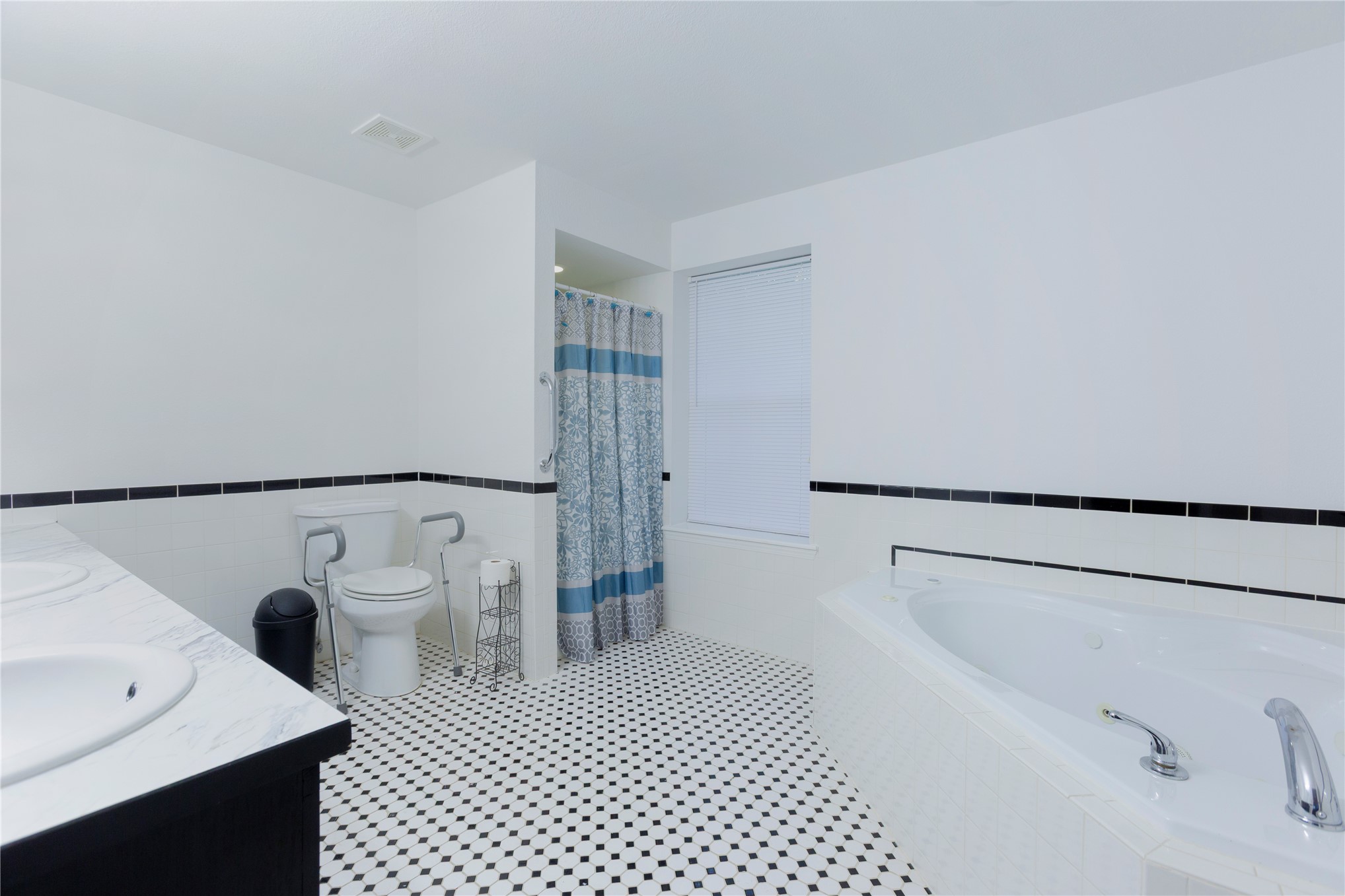 246 Country Club Boulevard N Canadian OK 74425