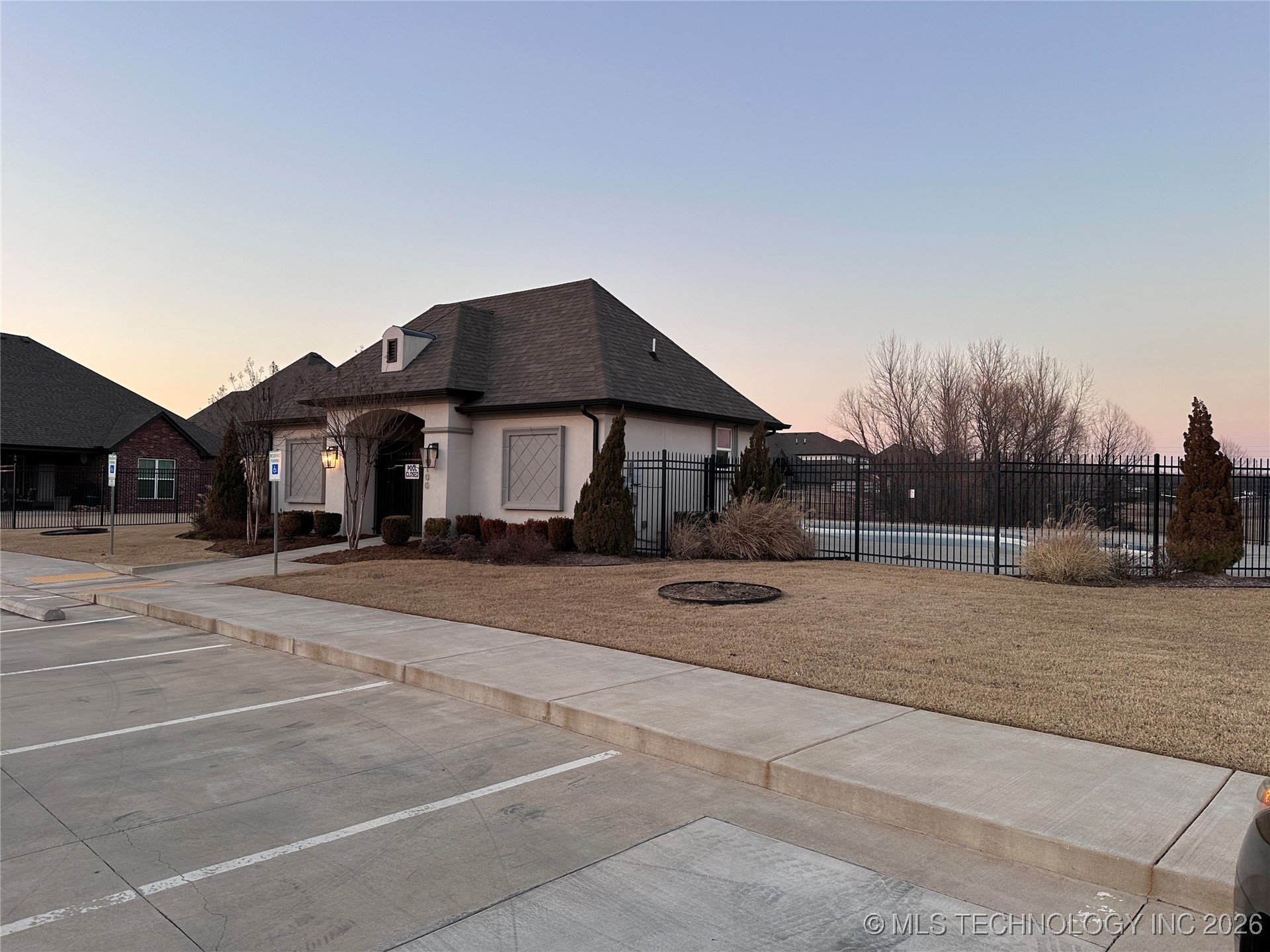 2912 W Charlotte Street Broken Arrow OK 74011
