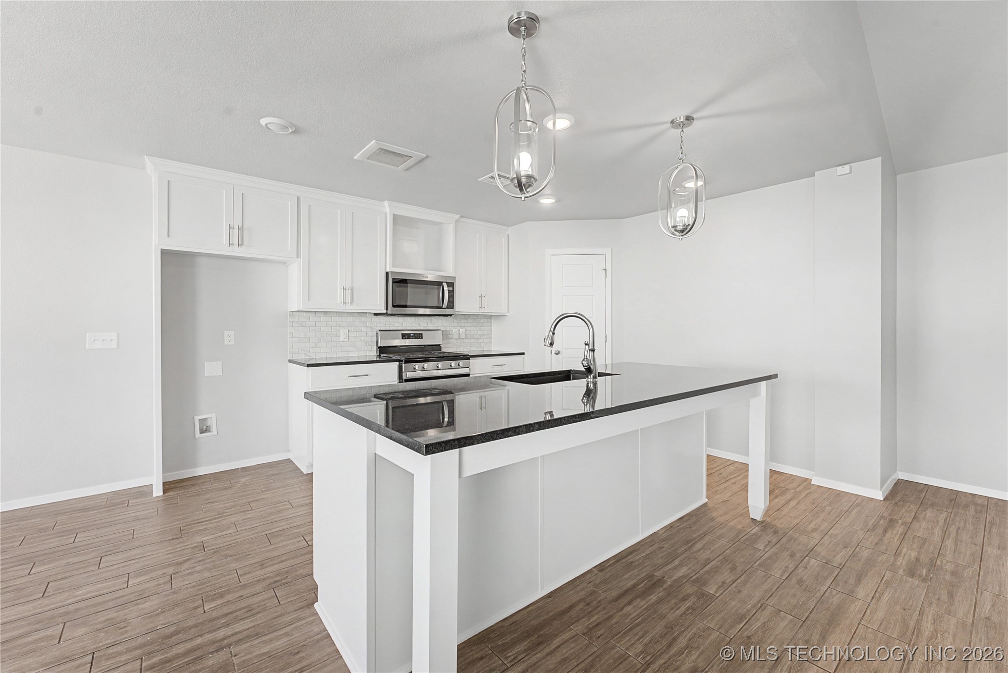 2912 W Charlotte Street Broken Arrow OK 74011