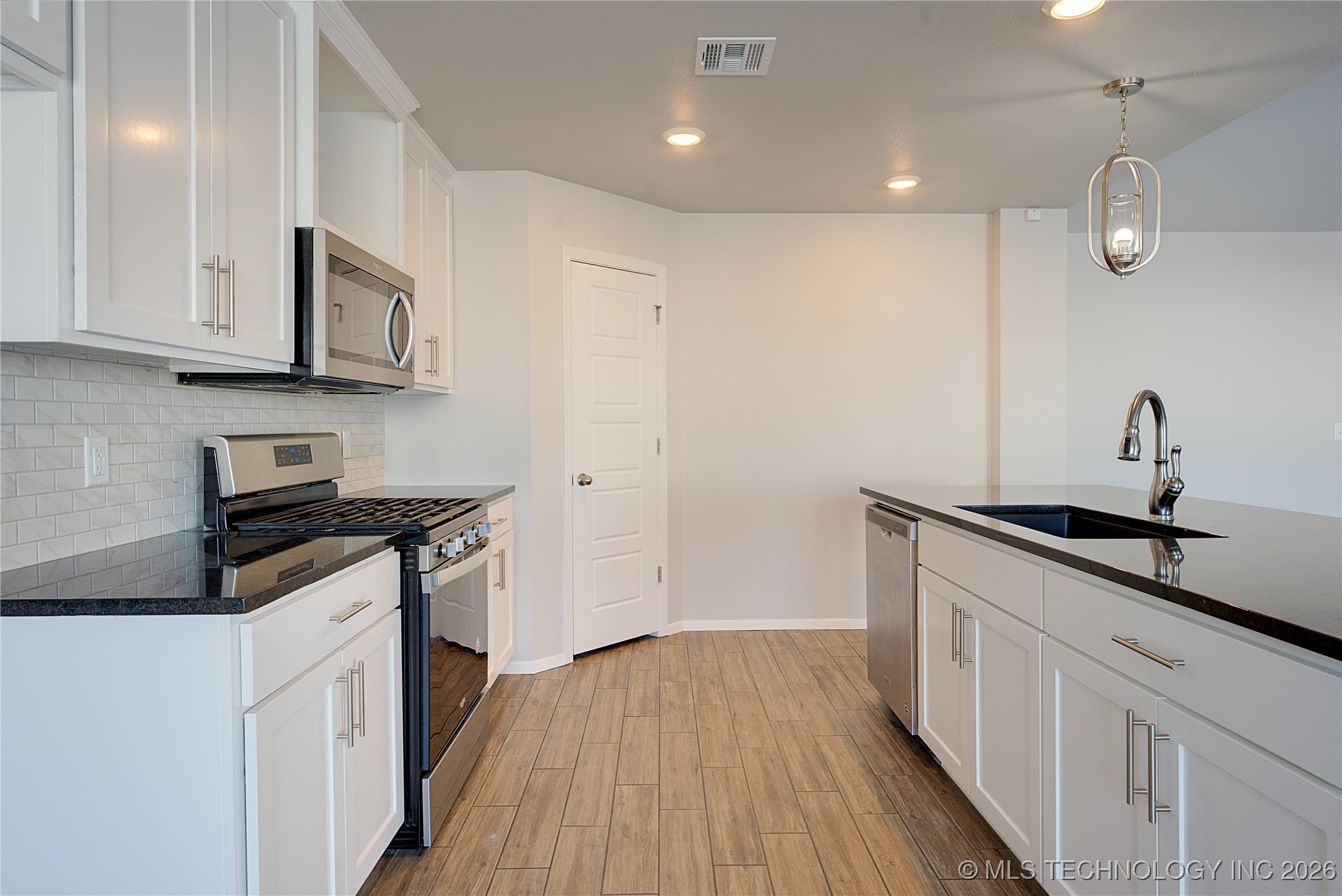 2912 W Charlotte Street Broken Arrow OK 74011