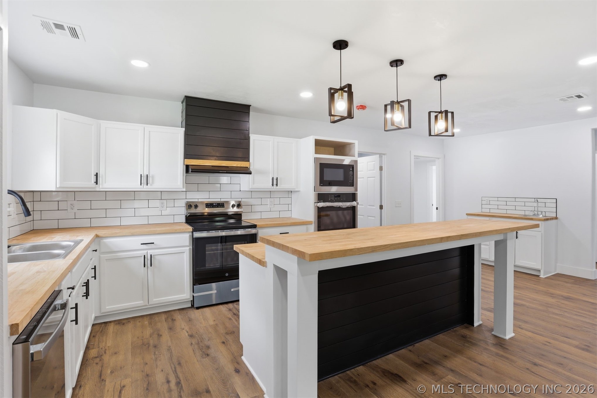 1008 W Burney Street Madill OK 73446