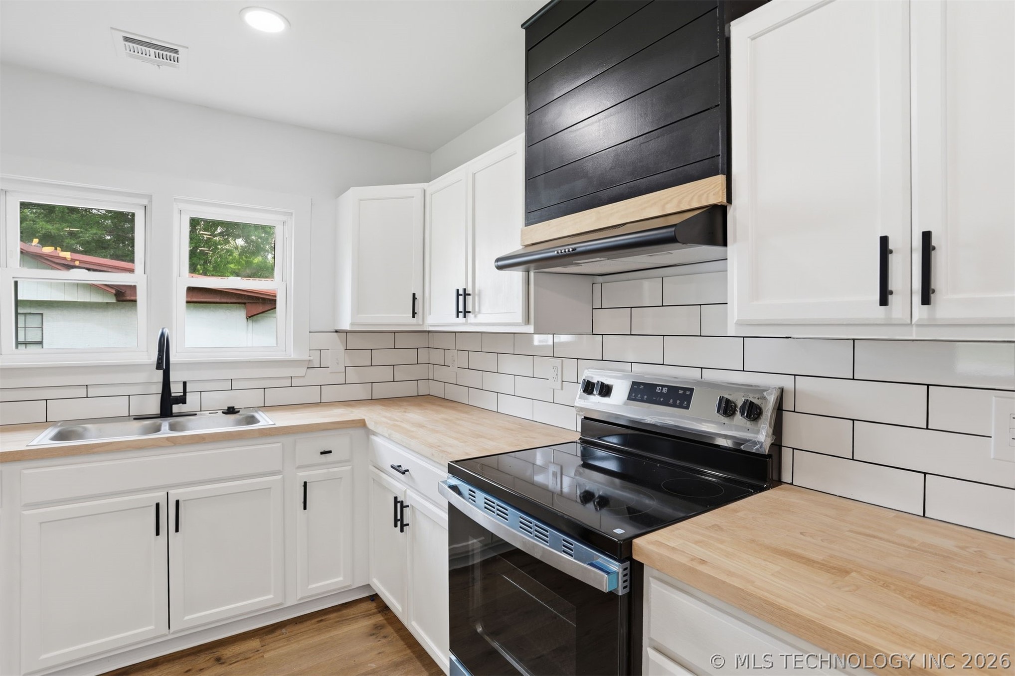 1008 W Burney Street Madill OK 73446