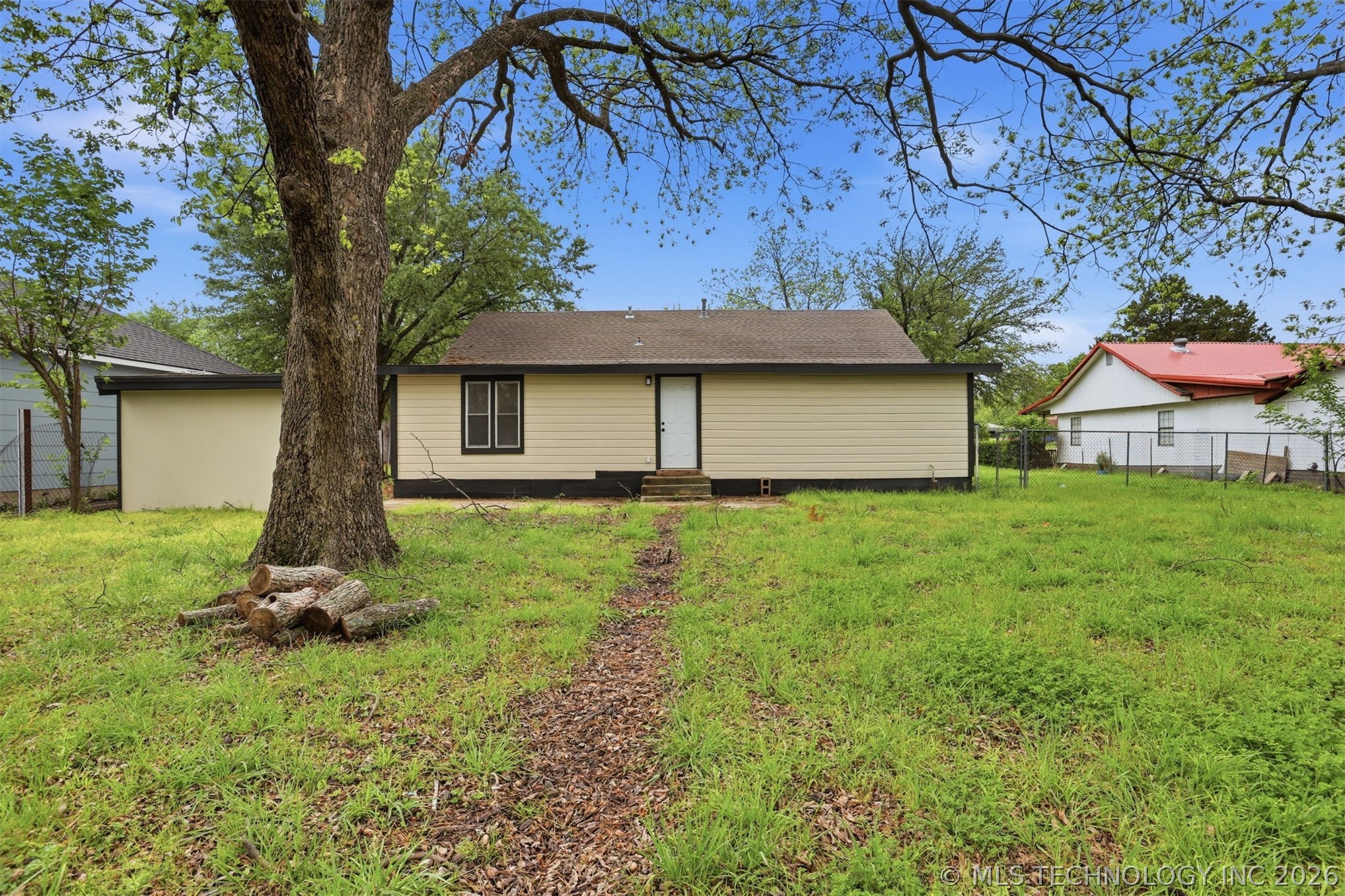 1008 W Burney Street Madill OK 73446