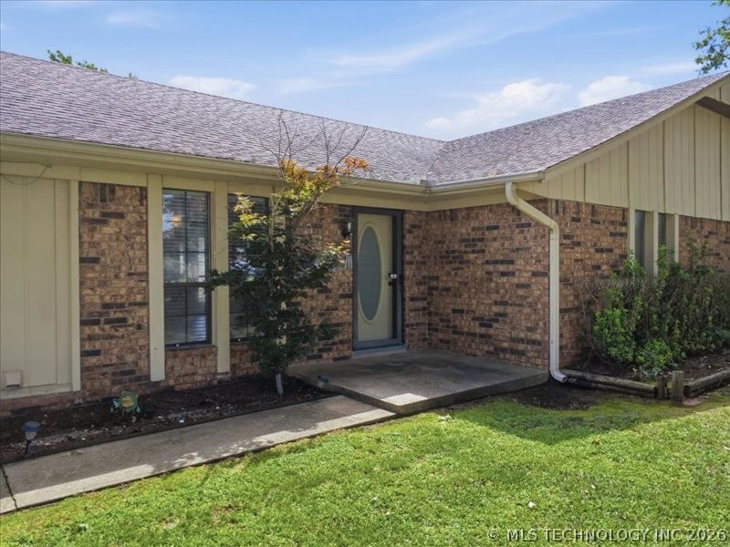 25 Village Circle Pryor OK 74361