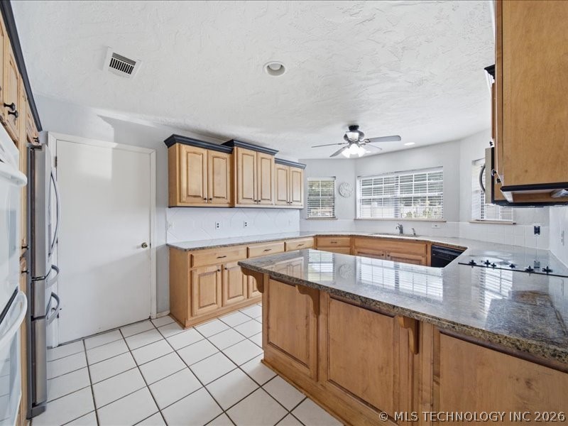 25 Village Circle Pryor OK 74361