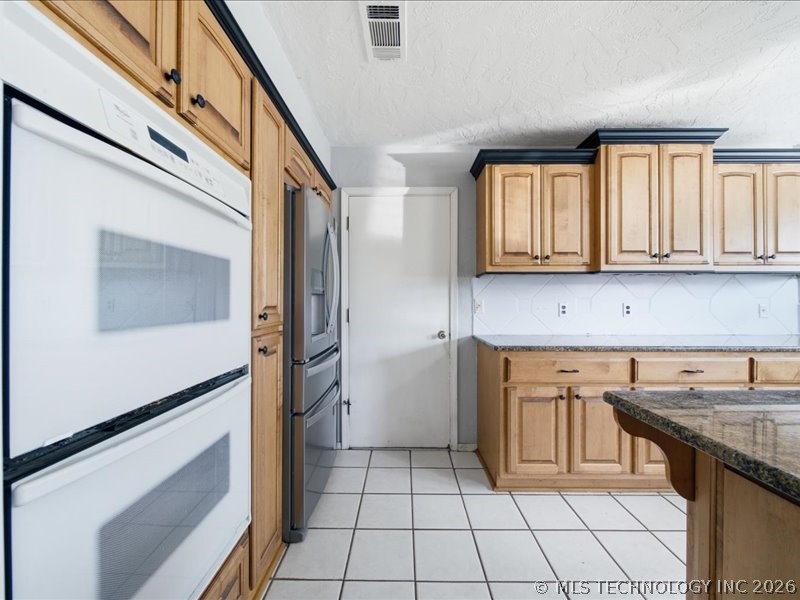 25 Village Circle Pryor OK 74361