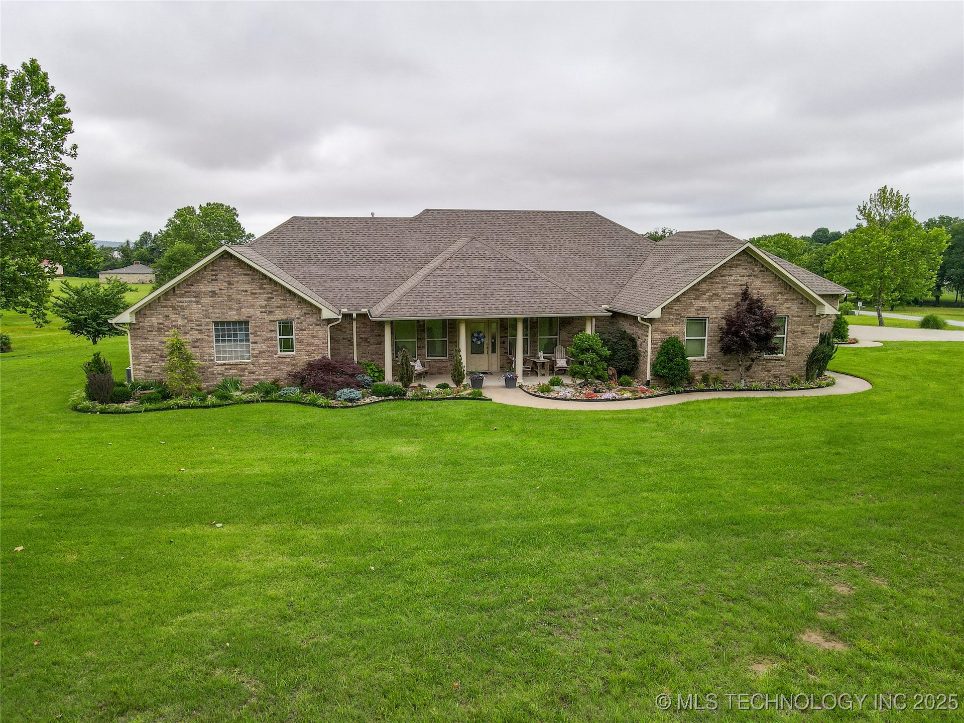 124 Walnut Ridge Eufaula OK 74432