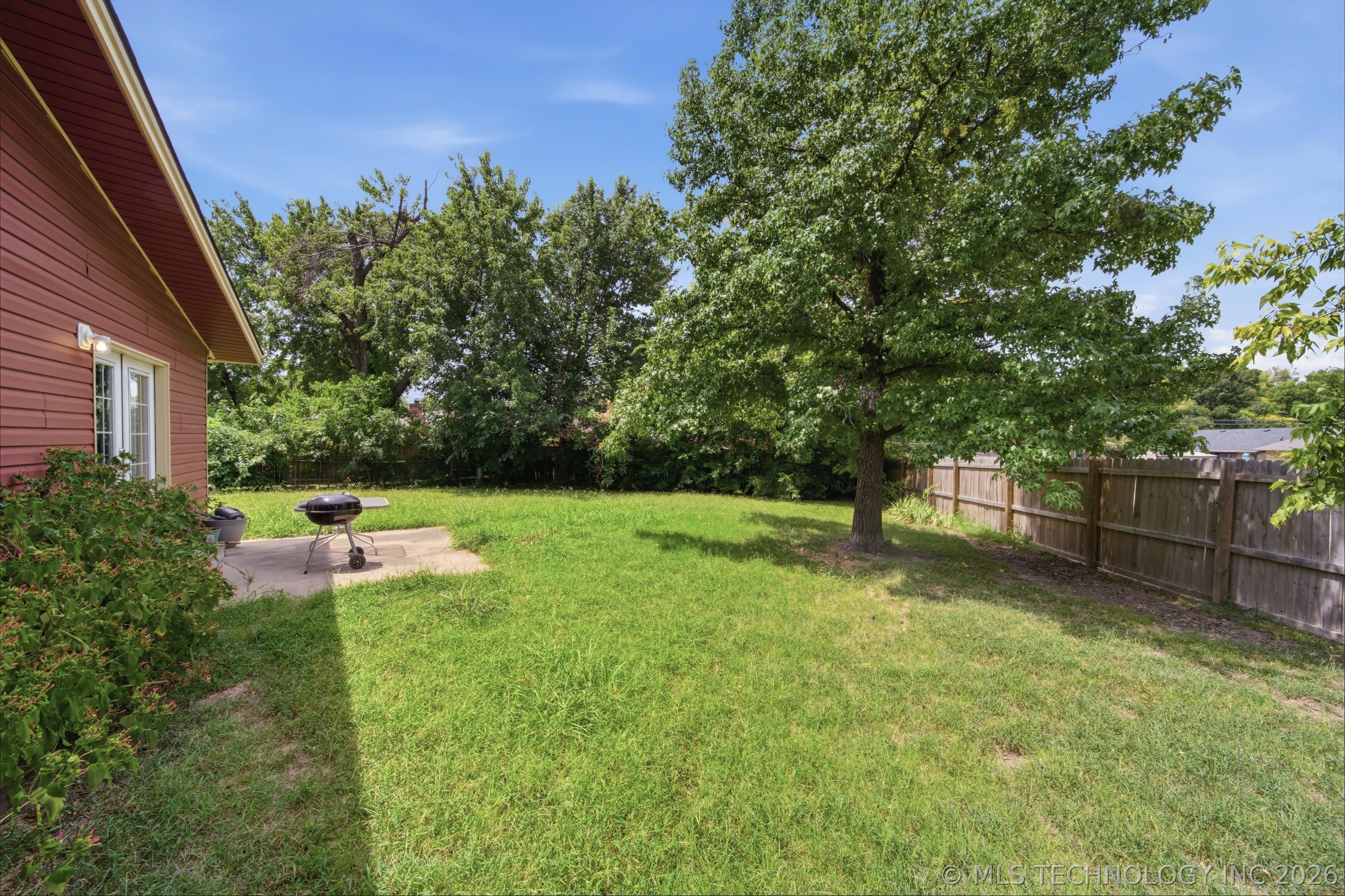 9902 E 28th Place Tulsa OK 74129