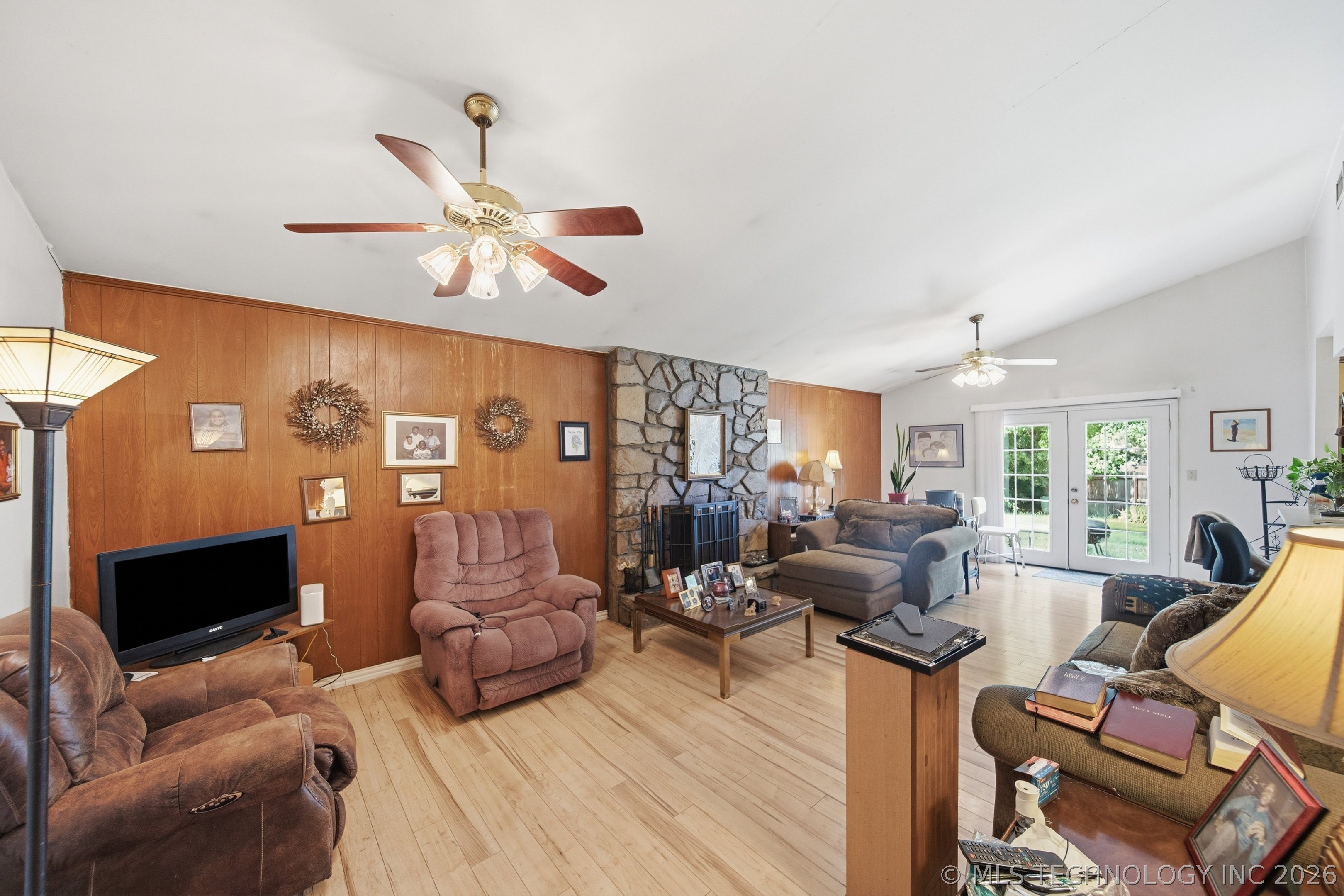 9902 E 28th Place Tulsa OK 74129