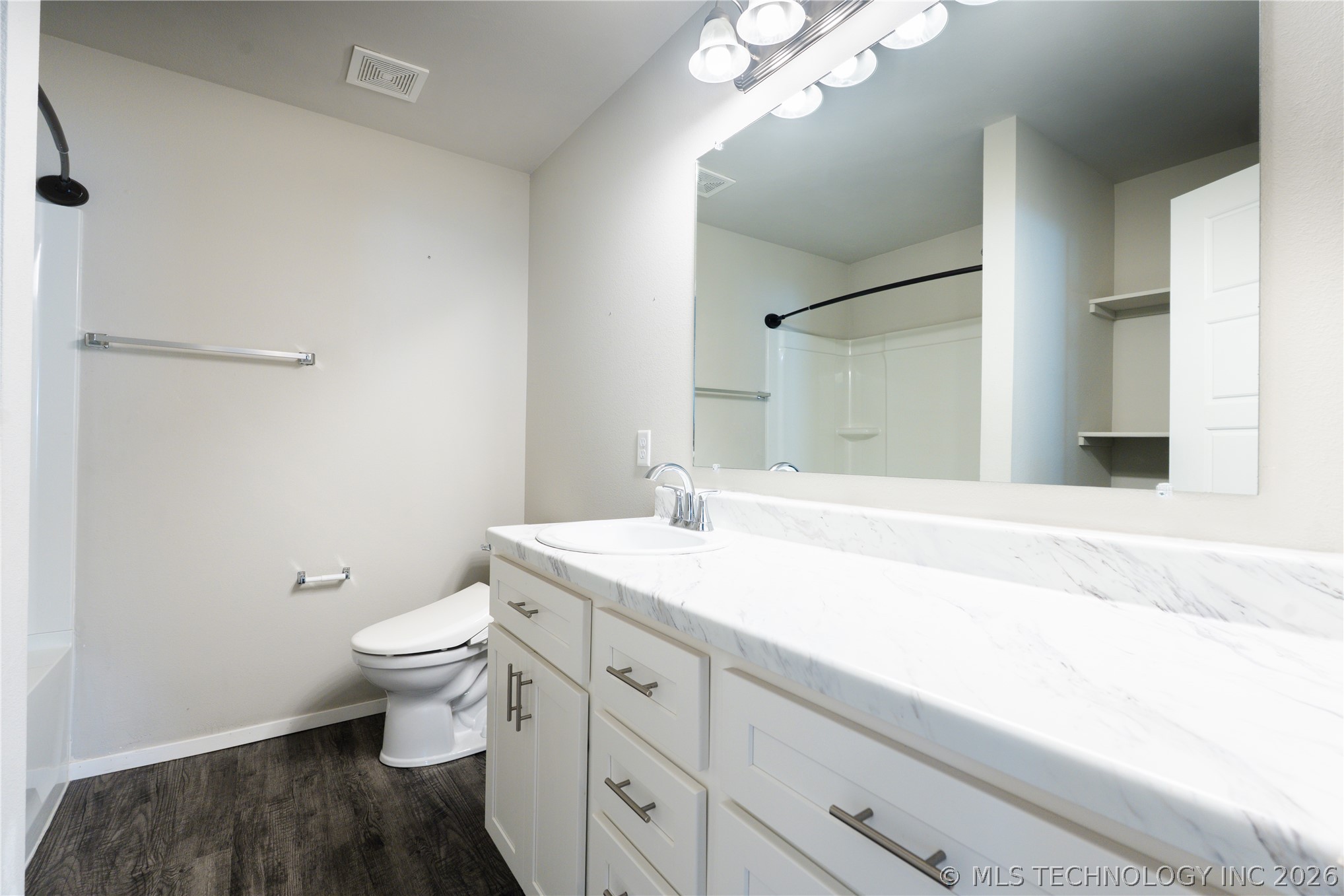 10715 N 101 Eastcourt E Owasso OK 74055