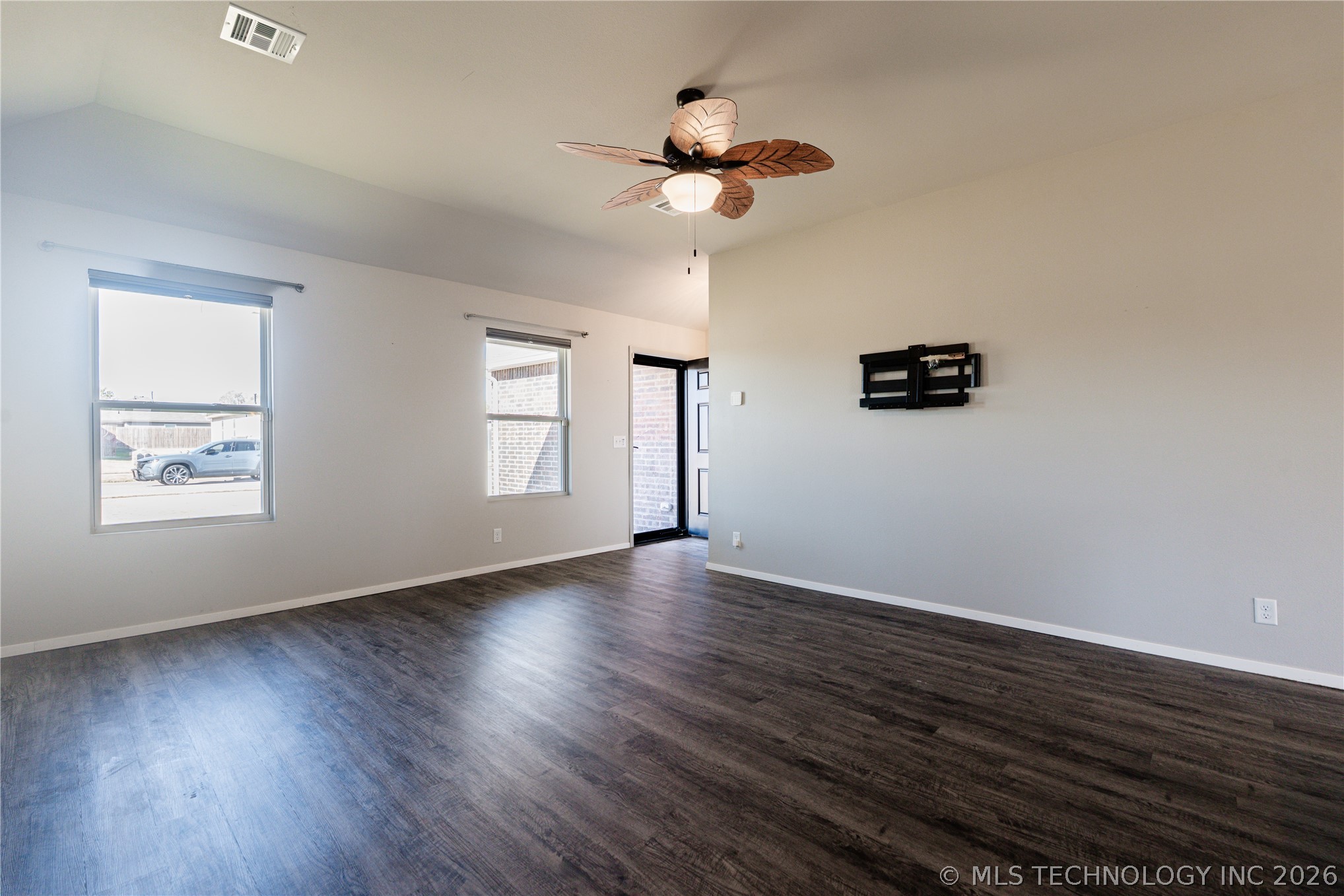 10715 N 101 Eastcourt E Owasso OK 74055