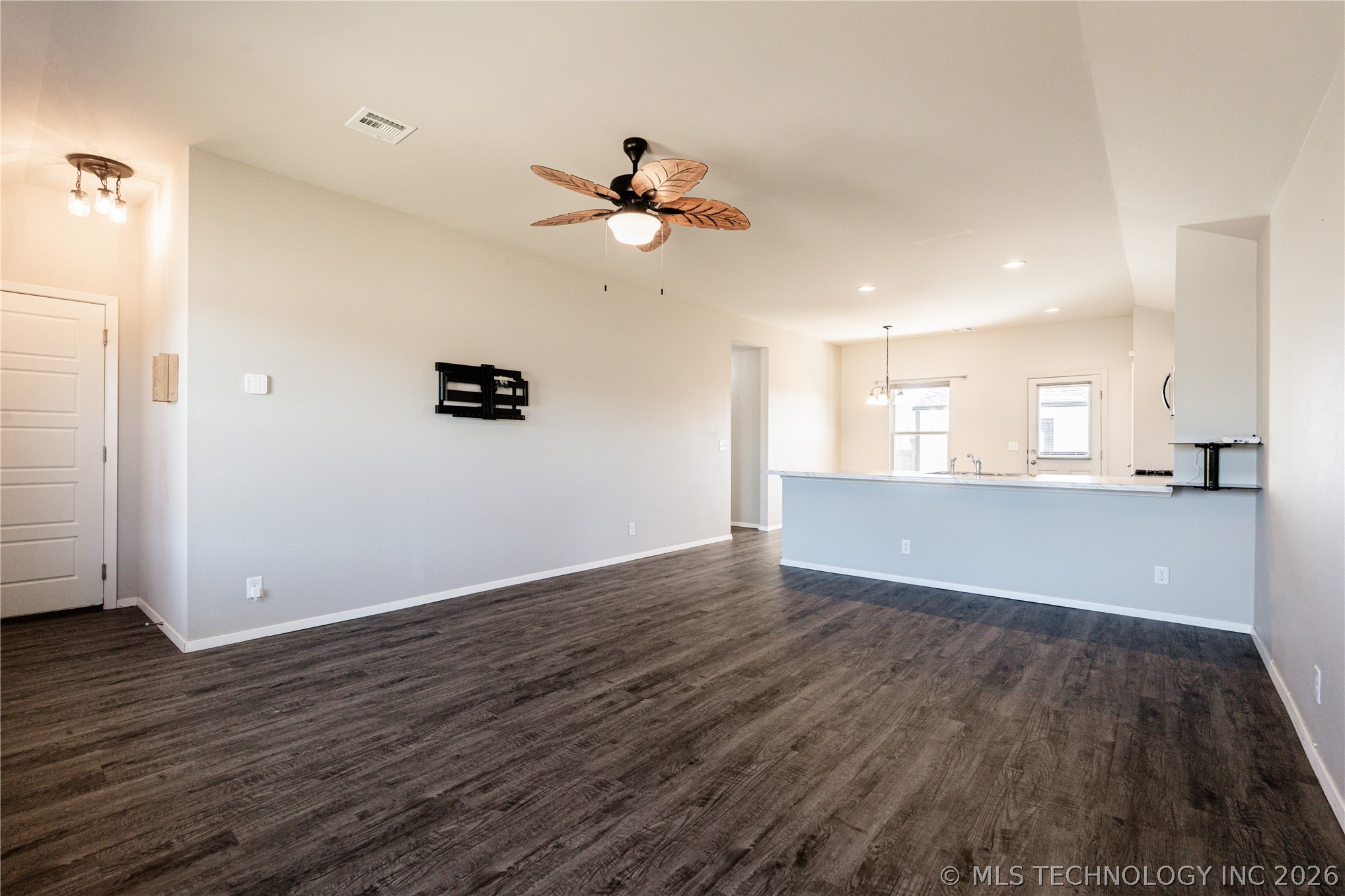 10715 N 101 Eastcourt E Owasso OK 74055