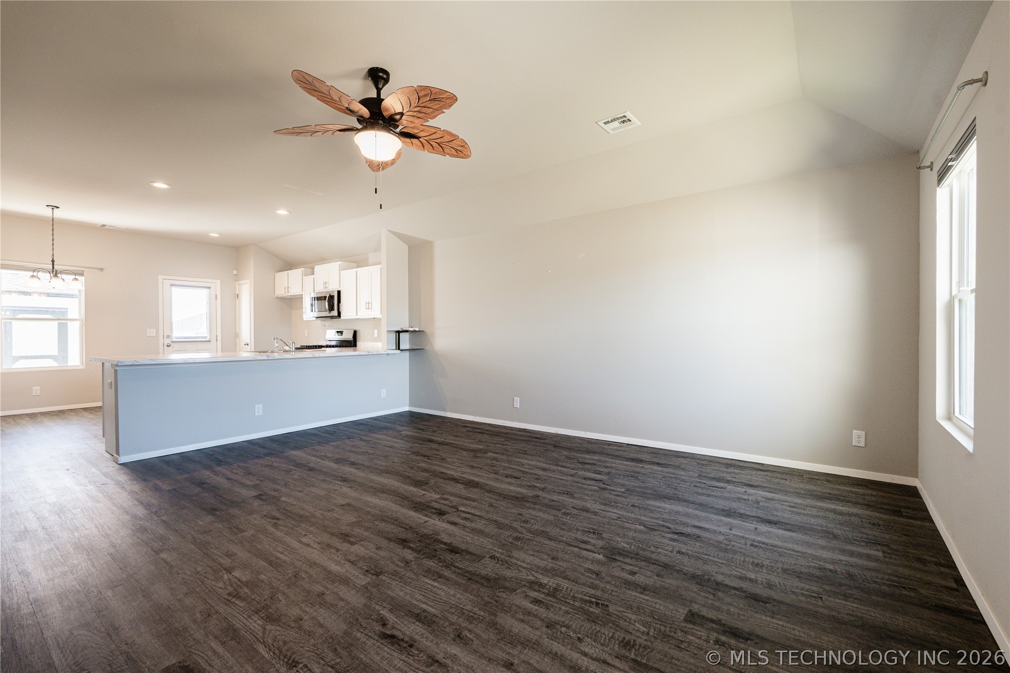 10715 N 101 Eastcourt E Owasso OK 74055