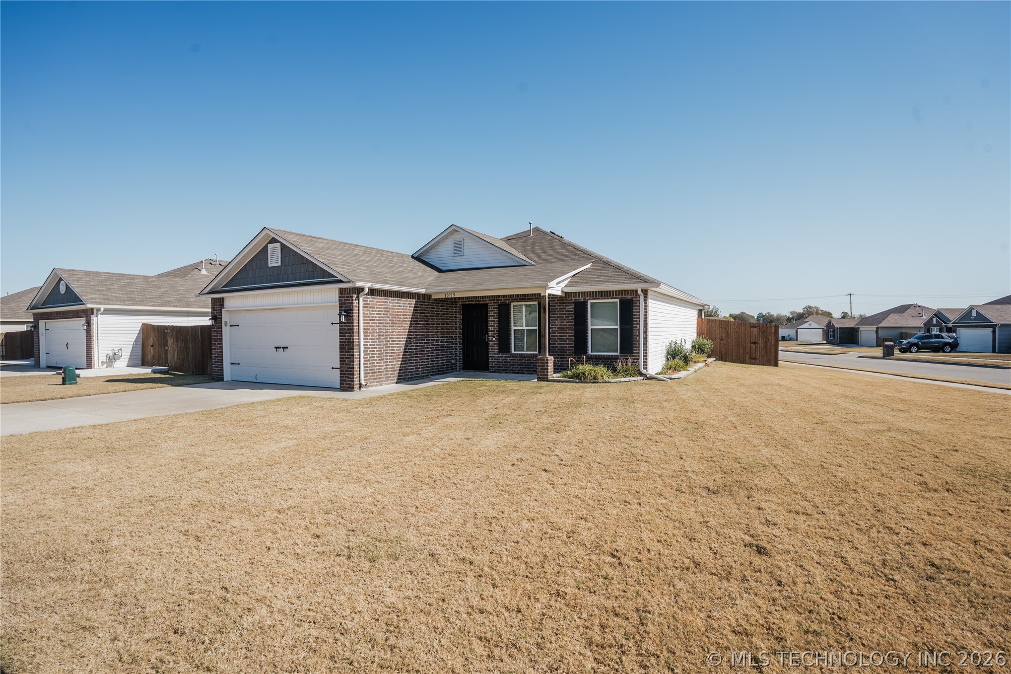 10715 N 101 Eastcourt E Owasso OK 74055
