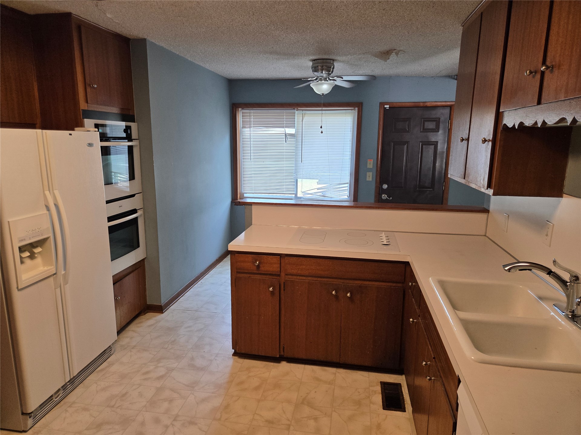 10946 E 4th Street Tulsa OK 74128