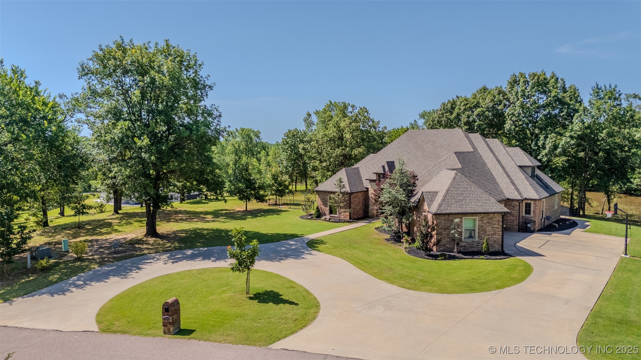 15853 County Road 3581 Ada OK 74820