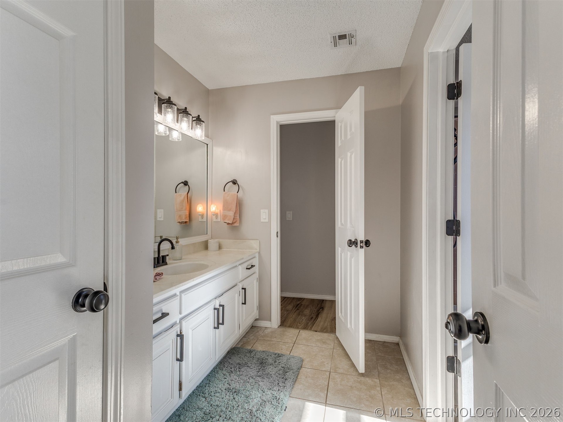 433 W Quanah Street N Broken Arrow OK 74011