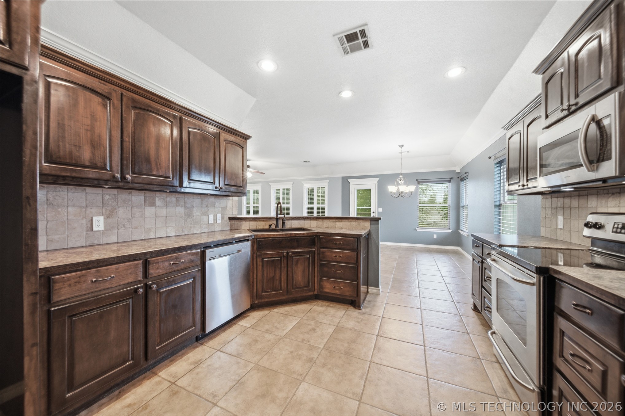 14178 N 108th Eastavenue Collinsville OK 74021
