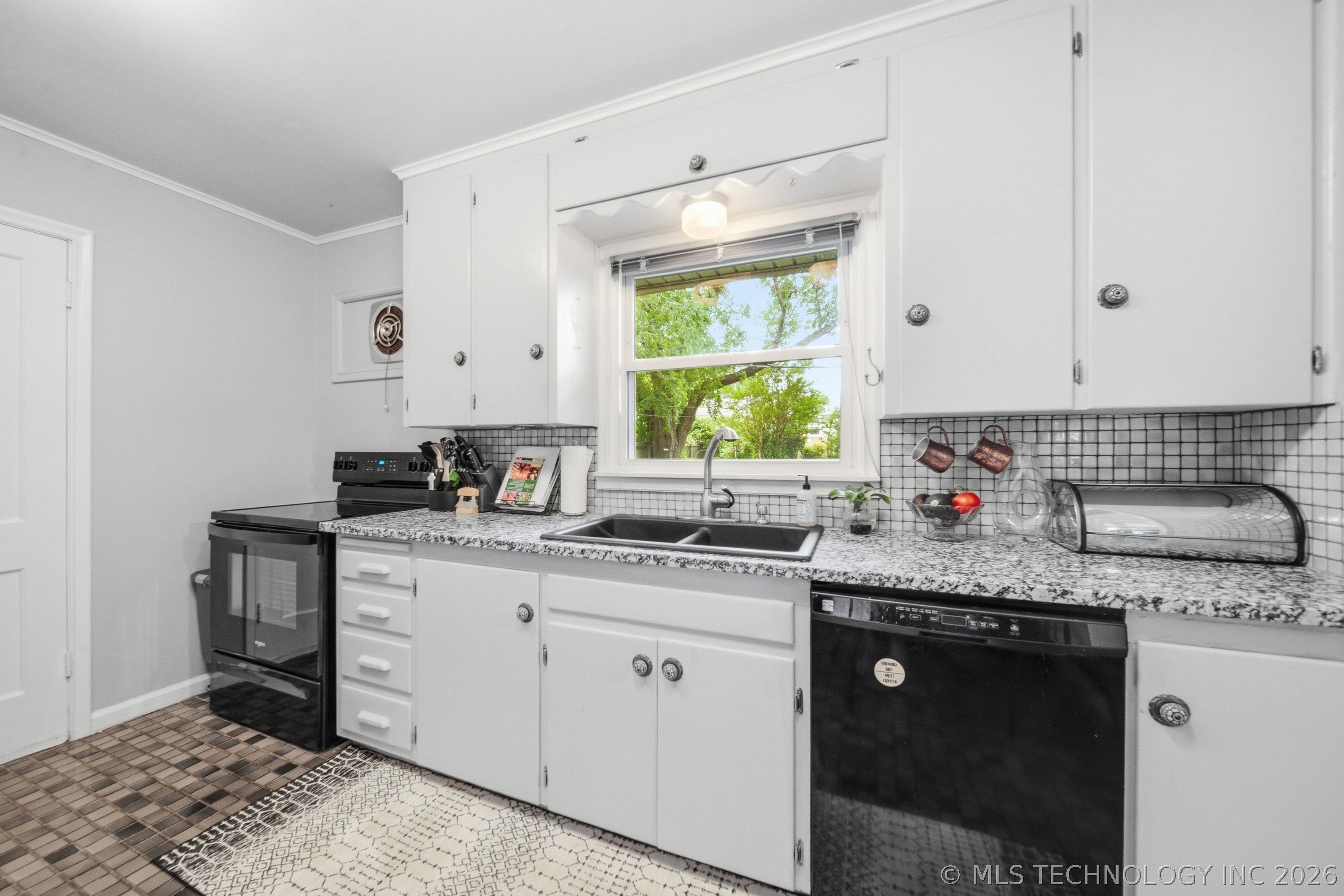 4203 E 24th Street Tulsa OK 74114