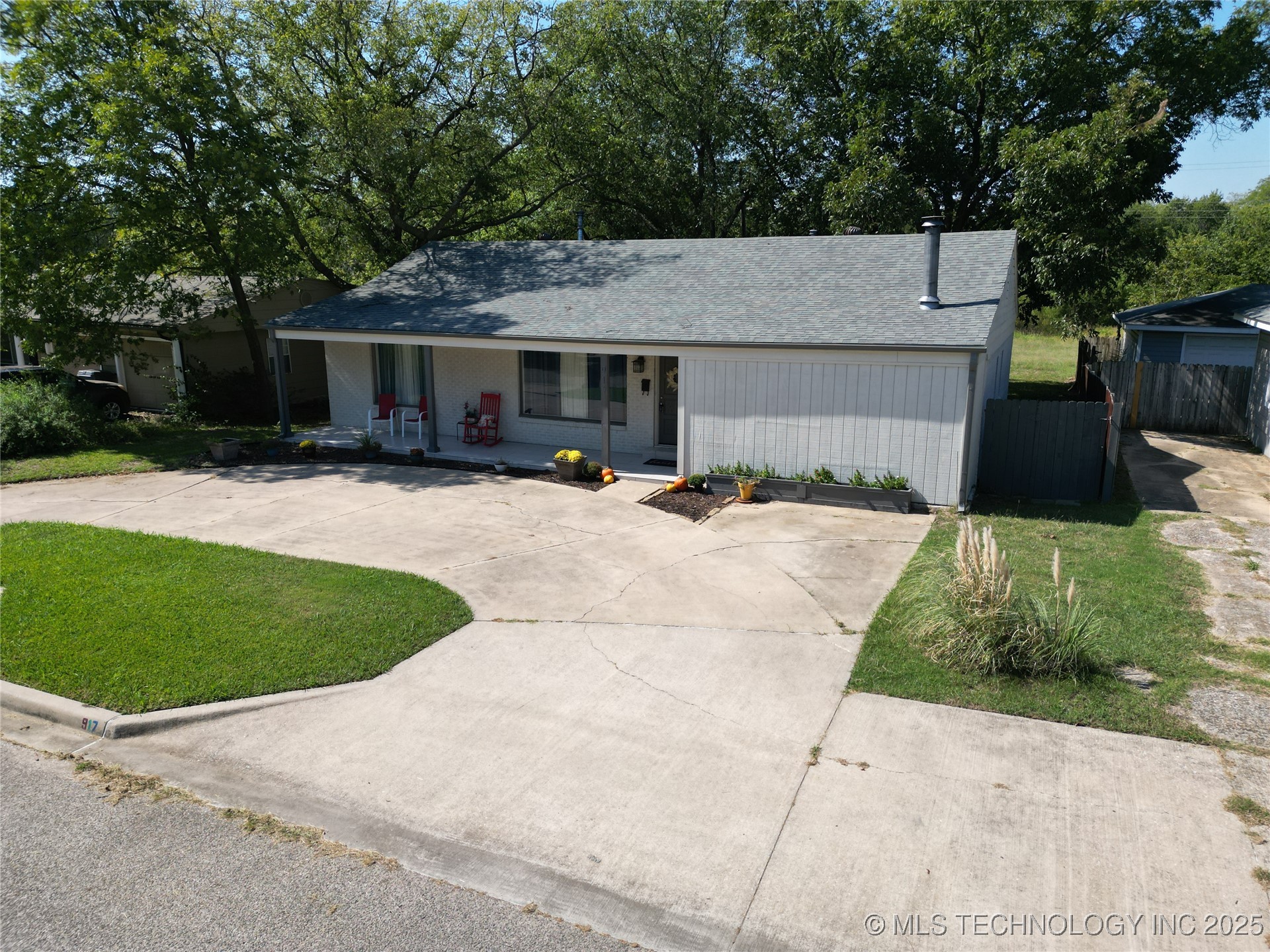 917 Q Street SW Ardmore OK 73401