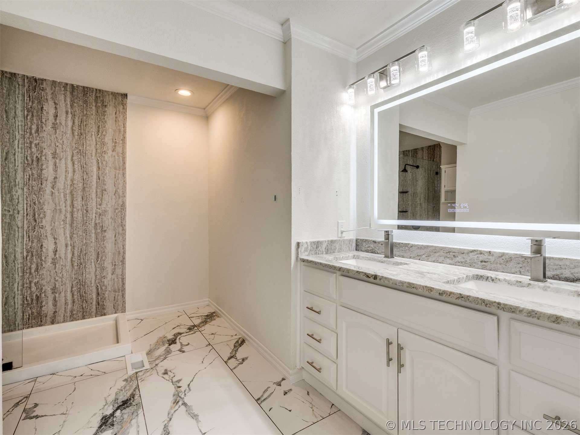 8408 E 64th Place Tulsa OK 74133