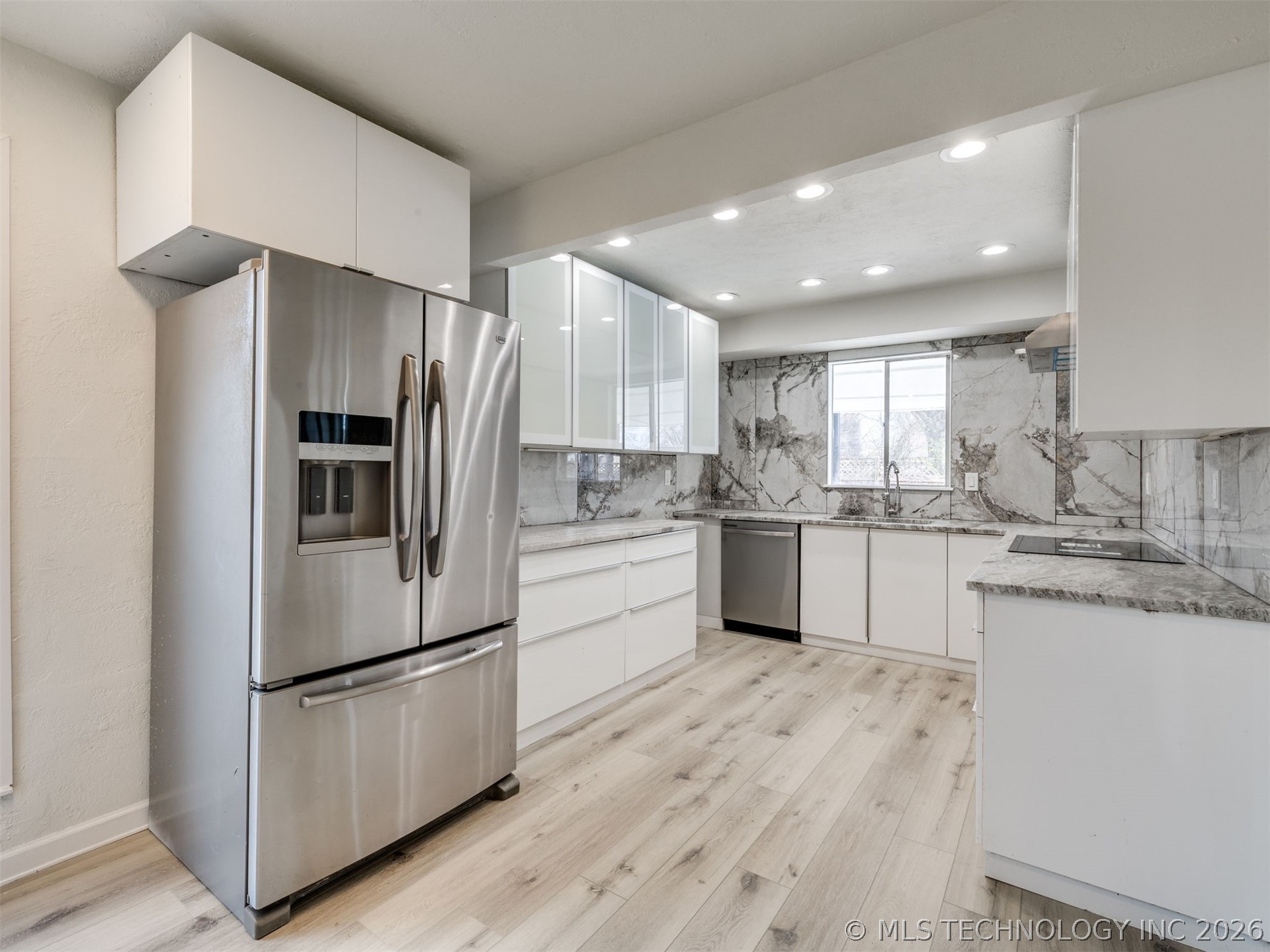 8408 E 64th Place Tulsa OK 74133