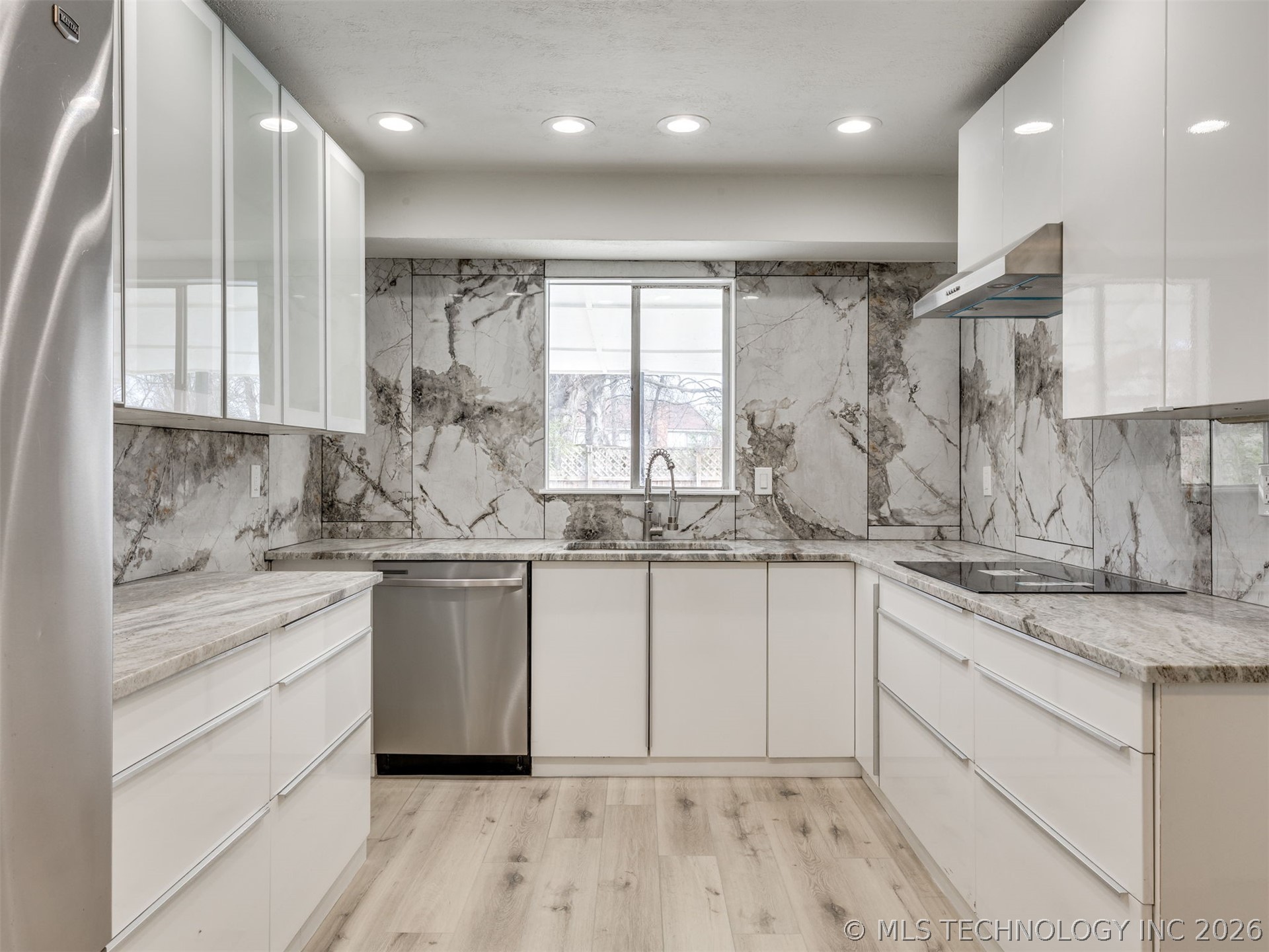 8408 E 64th Place Tulsa OK 74133