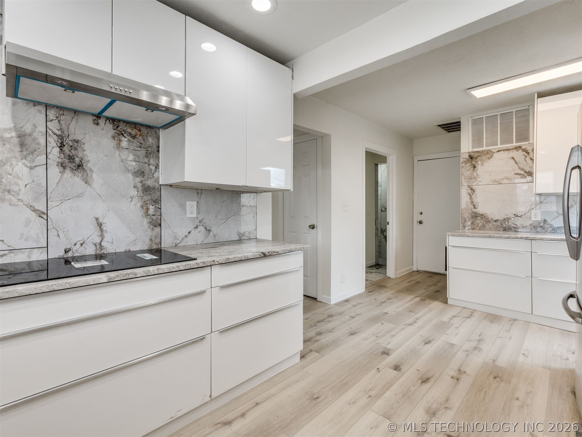 8408 E 64th Place Tulsa OK 74133