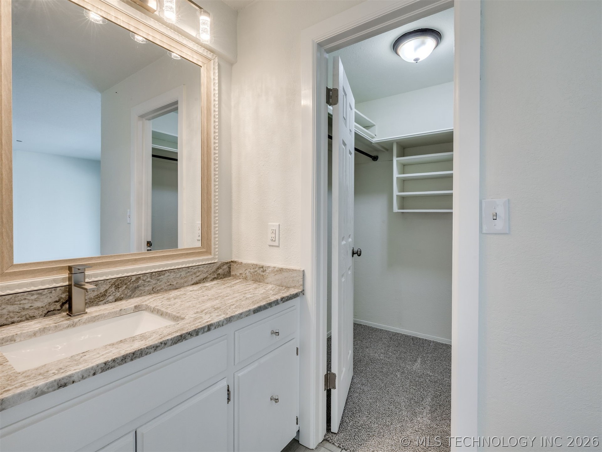 8408 E 64th Place Tulsa OK 74133