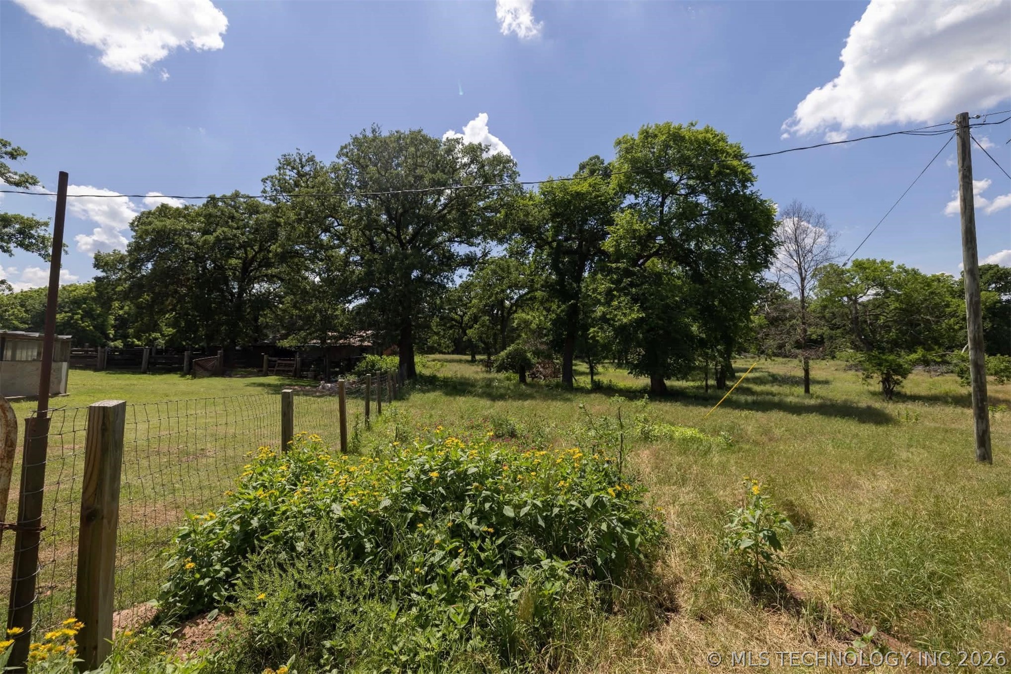 2307 County Road 3416 Byars OK 74831
