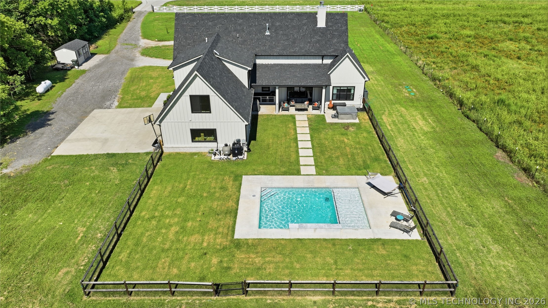 4196 Alt Highway 75 Beggs OK 74421