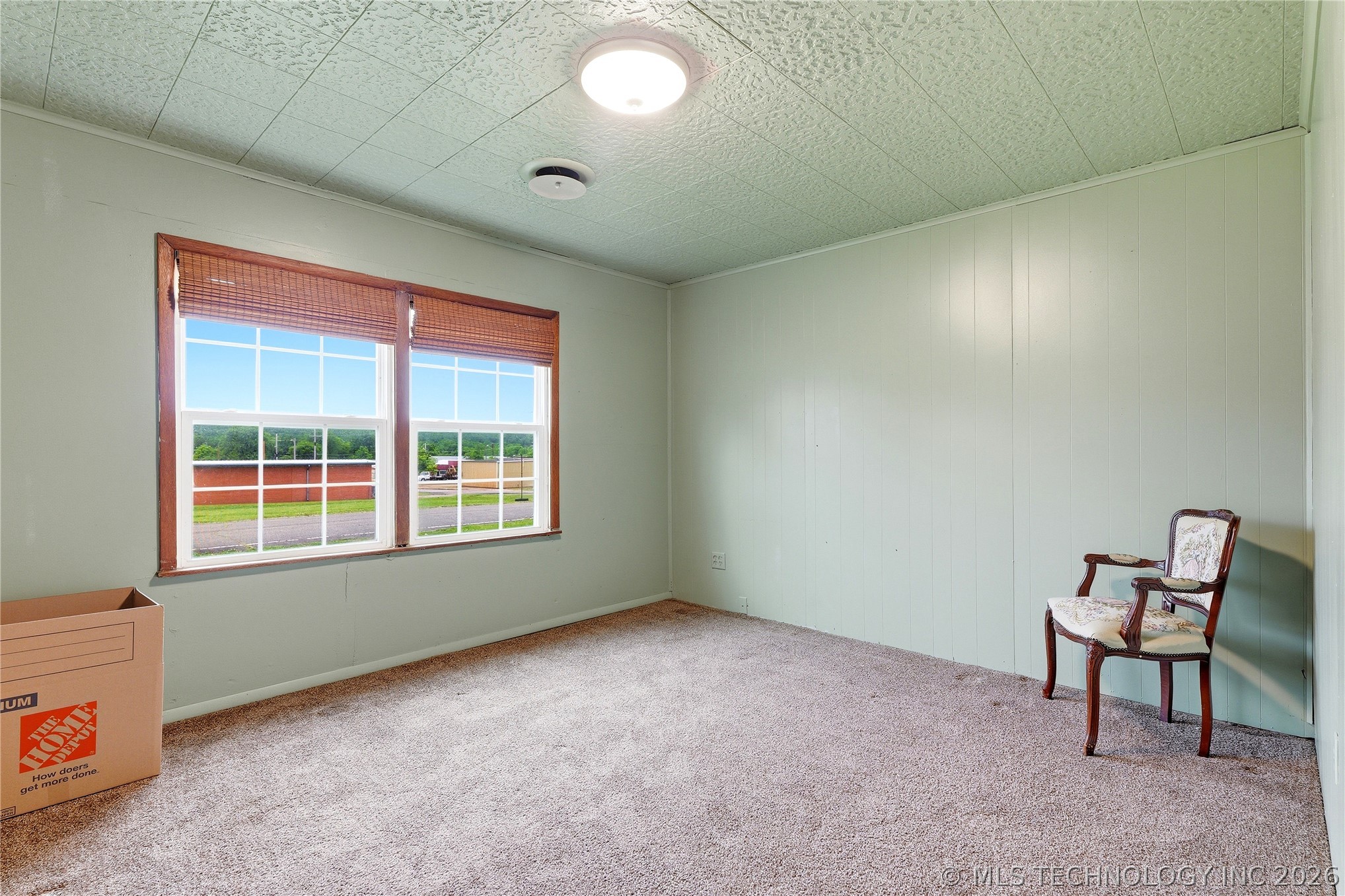906 1st Street Quinton OK 74561
