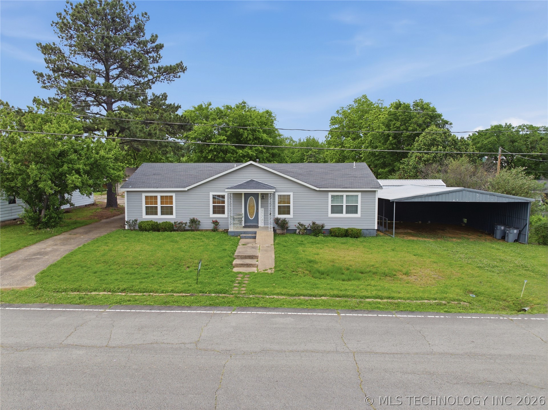 906 1st Street Quinton OK 74561