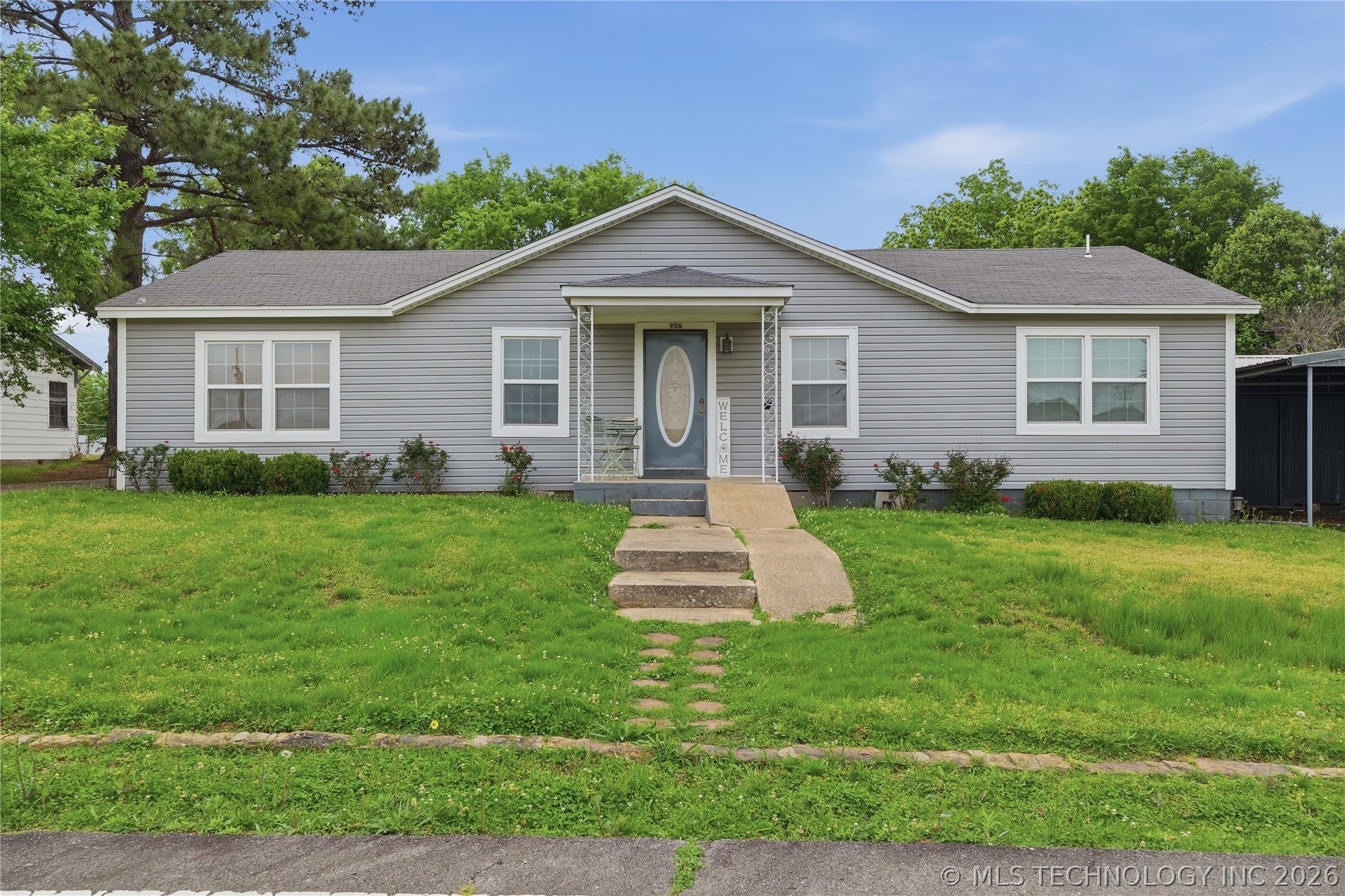 906 1st Street Quinton OK 74561