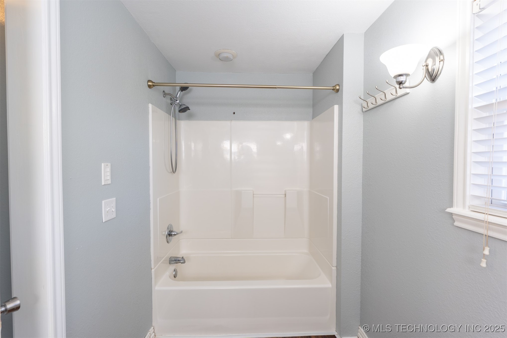 202 S 7th Street Okemah OK 74859