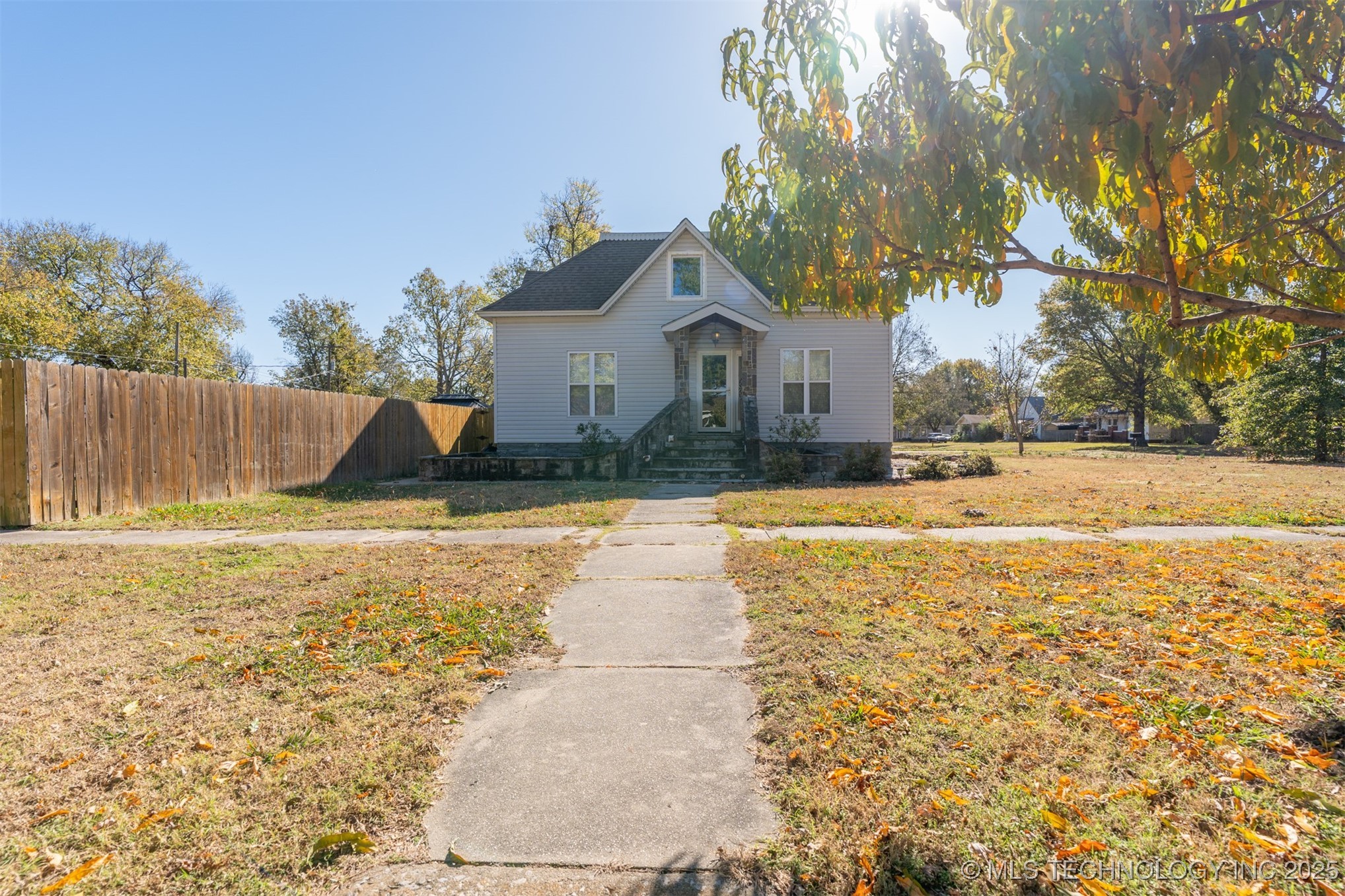202 S 7th Street Okemah OK 74859