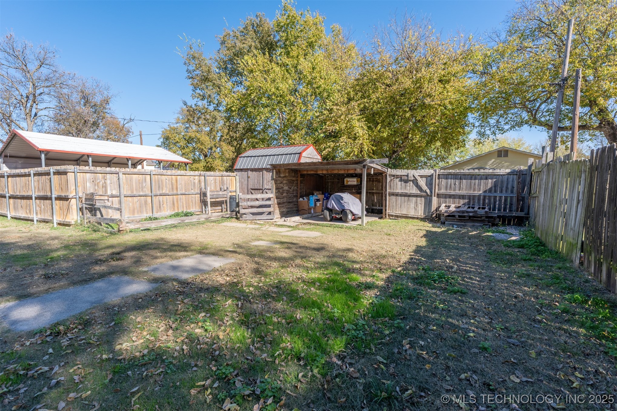 202 S 7th Street Okemah OK 74859