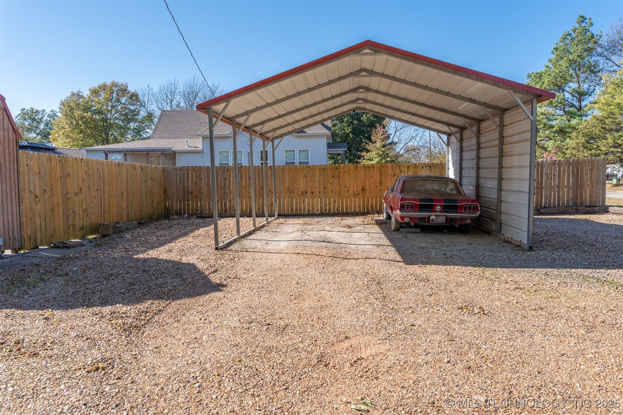202 S 7th Street Okemah OK 74859