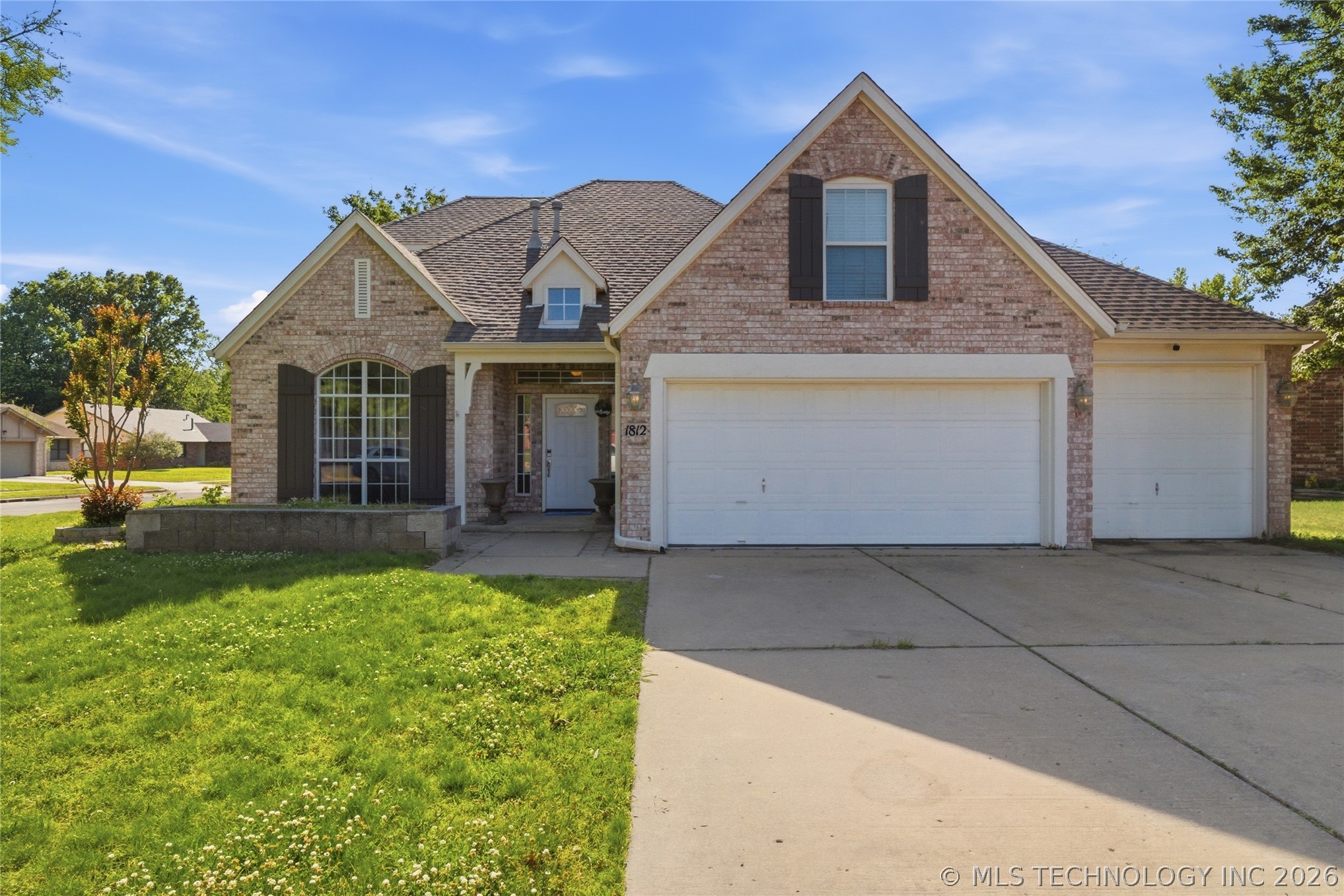 1812 S Dogwood Place Broken Arrow OK 74012