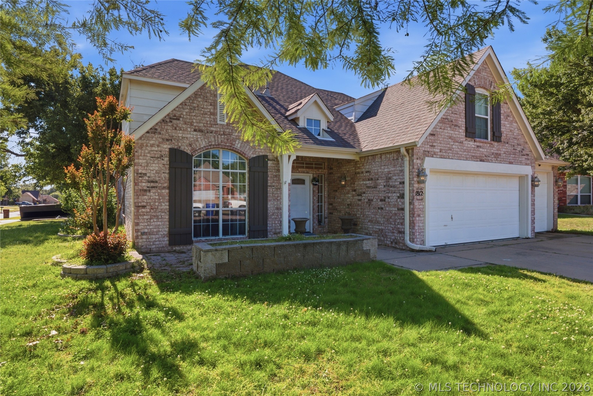 1812 S Dogwood Place Broken Arrow OK 74012