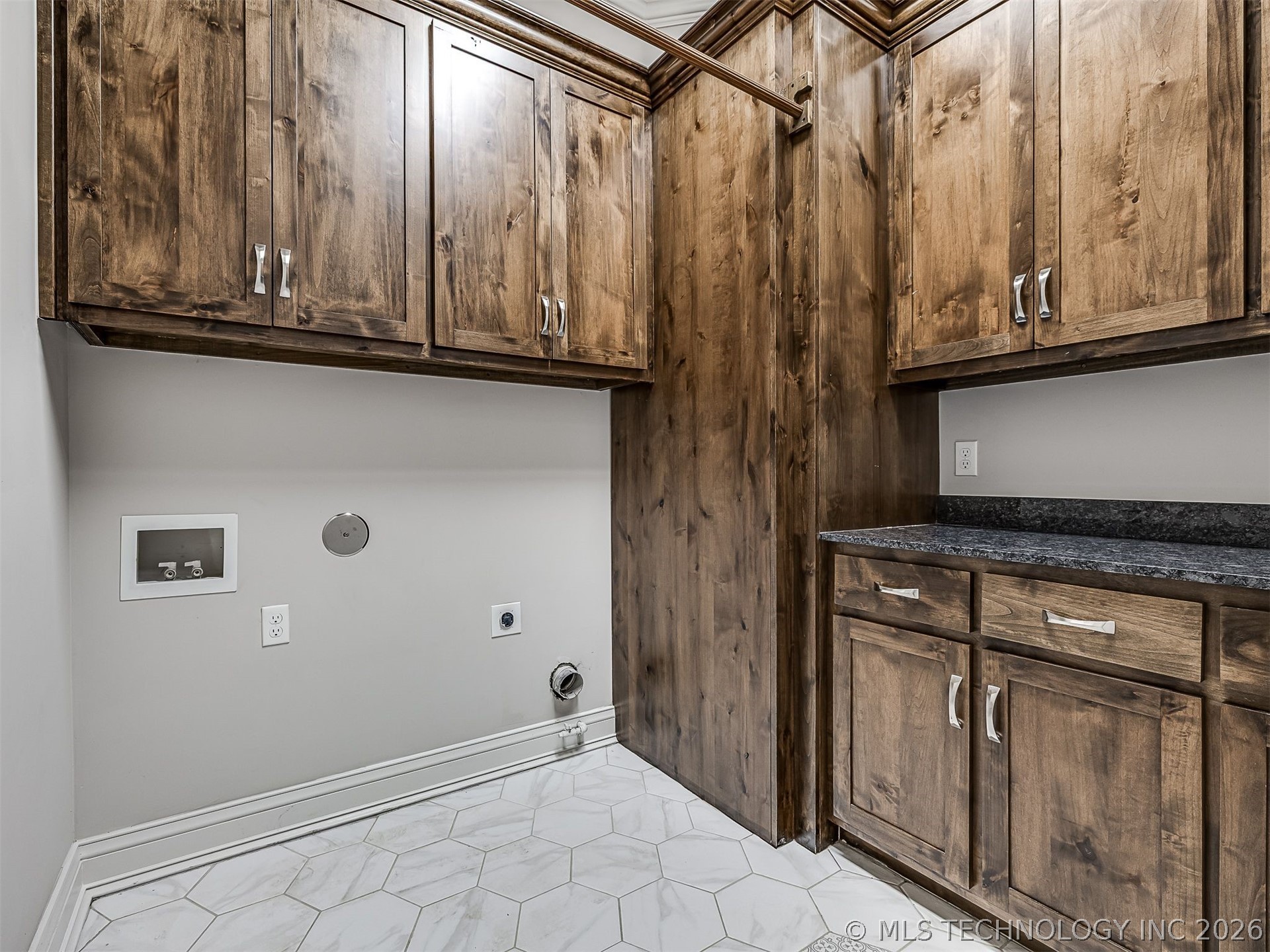 6908 S 310th Avenue Broken Arrow OK 74014