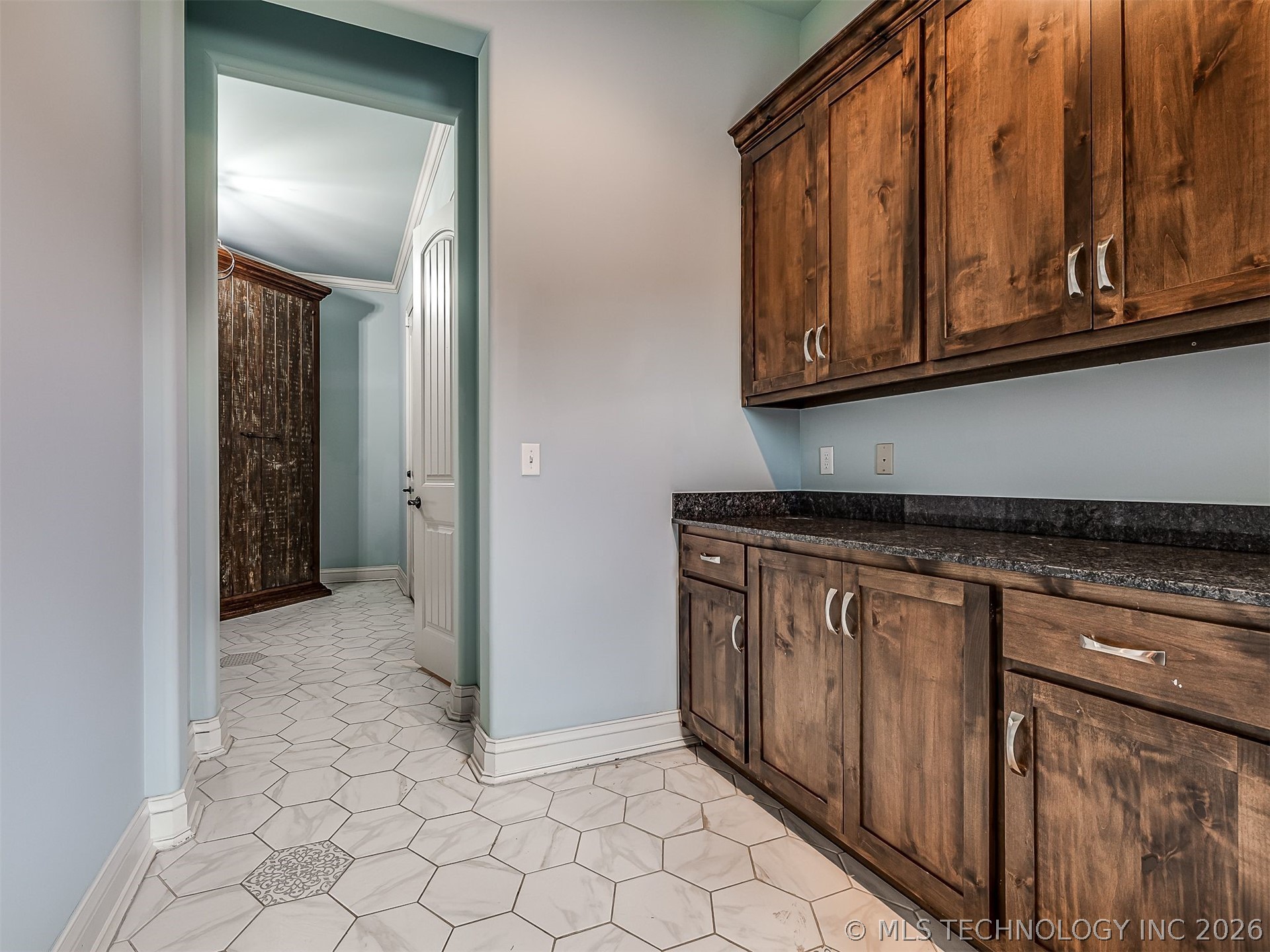 6908 S 310th Avenue Broken Arrow OK 74014