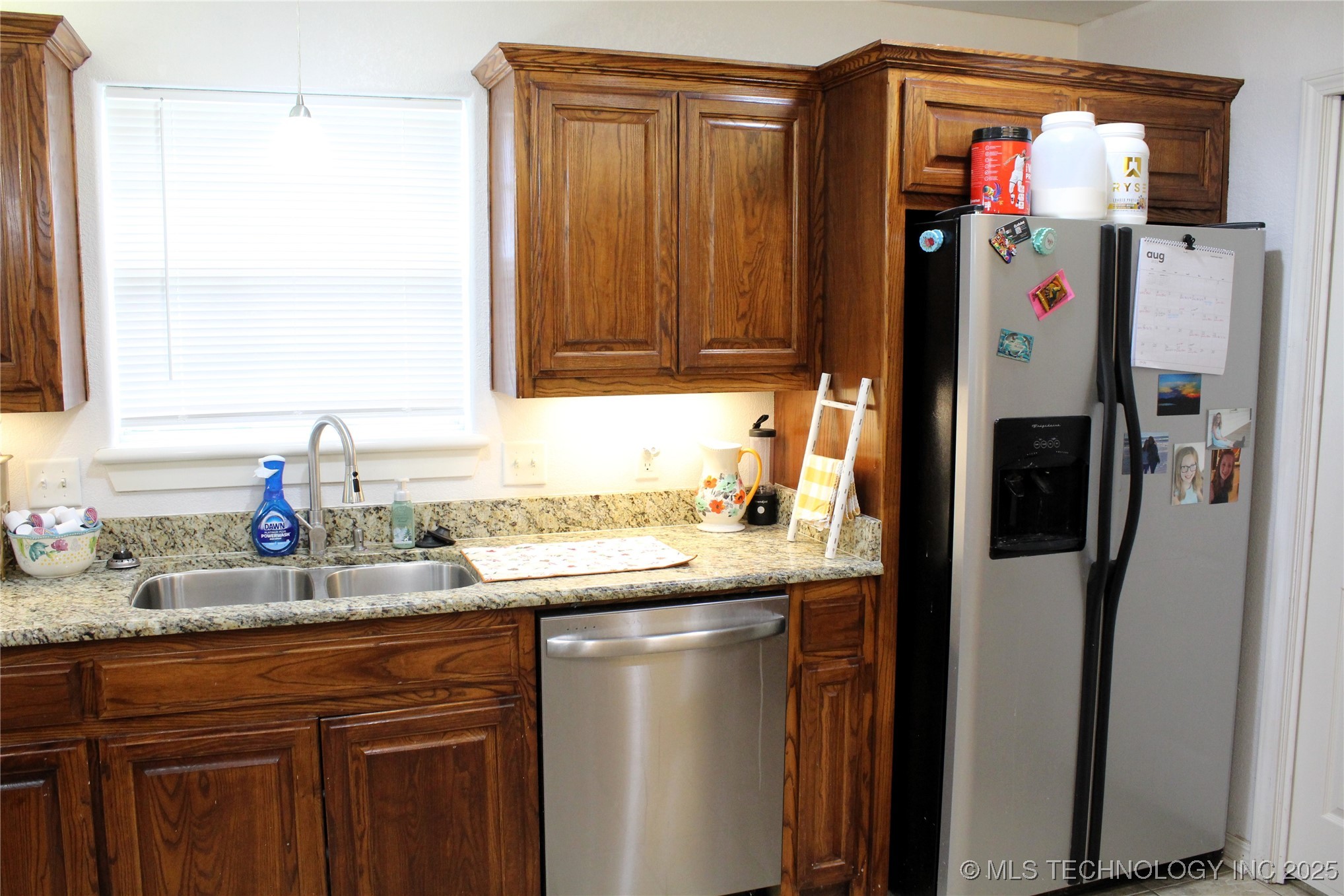908 N 3rd Calera OK 74730