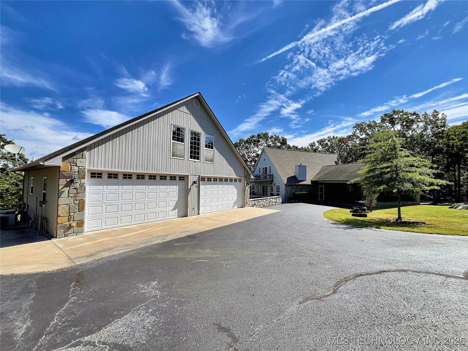 20136 W Chicken Creek Road Cookson OK 74427