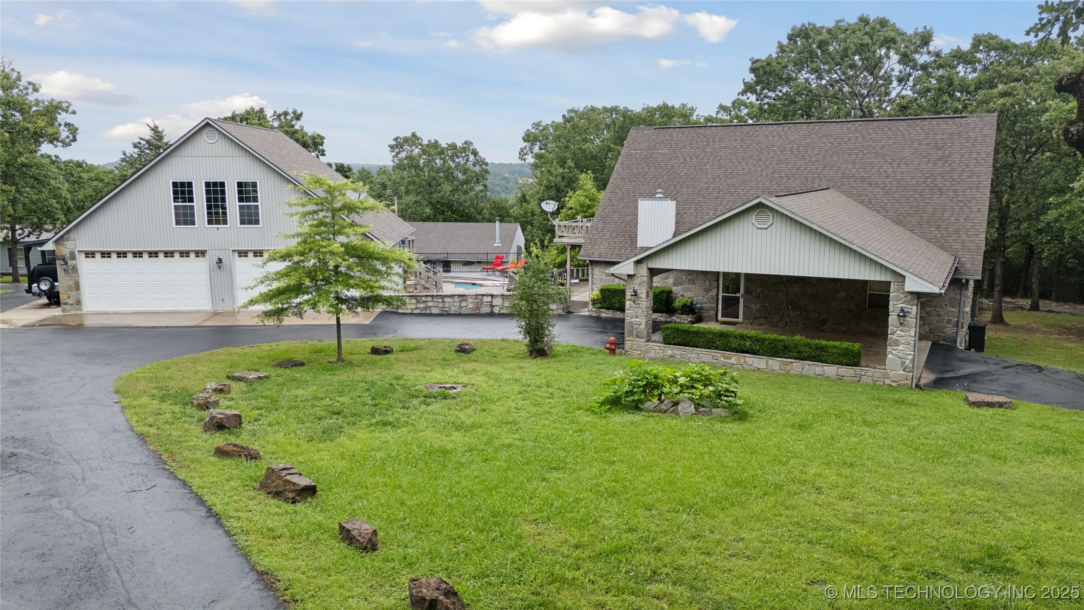 20136 W Chicken Creek Road Cookson OK 74427