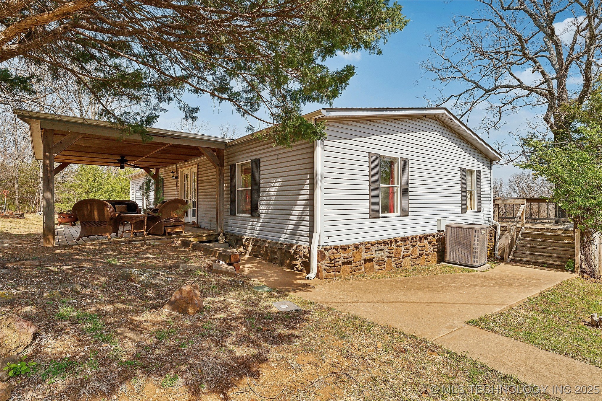 20136 W Chicken Creek Road Cookson OK 74427