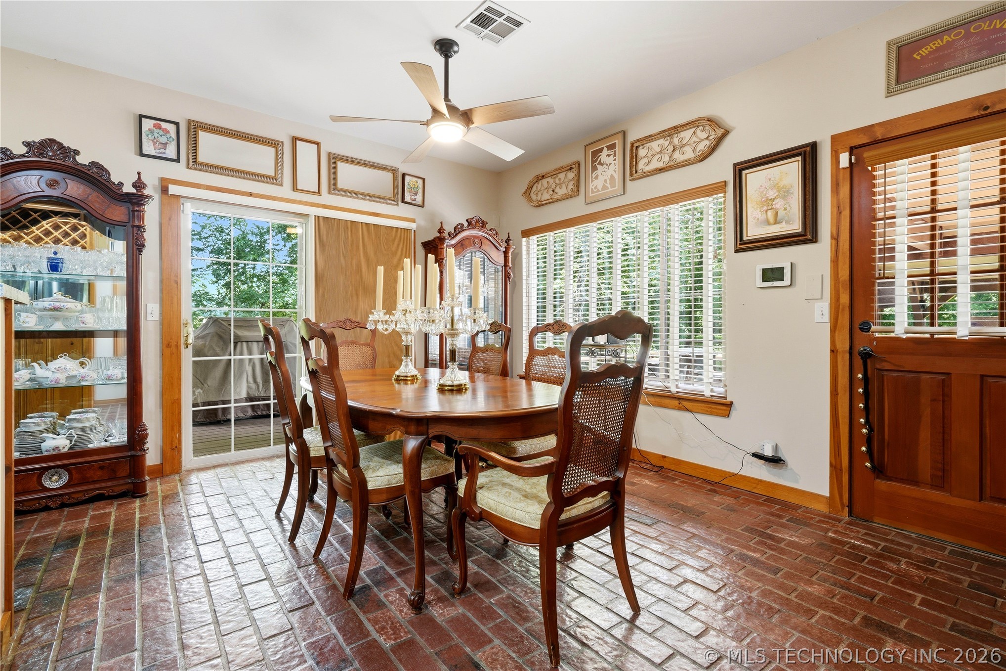 33987 S Pigeon Road Park Hill OK 74451