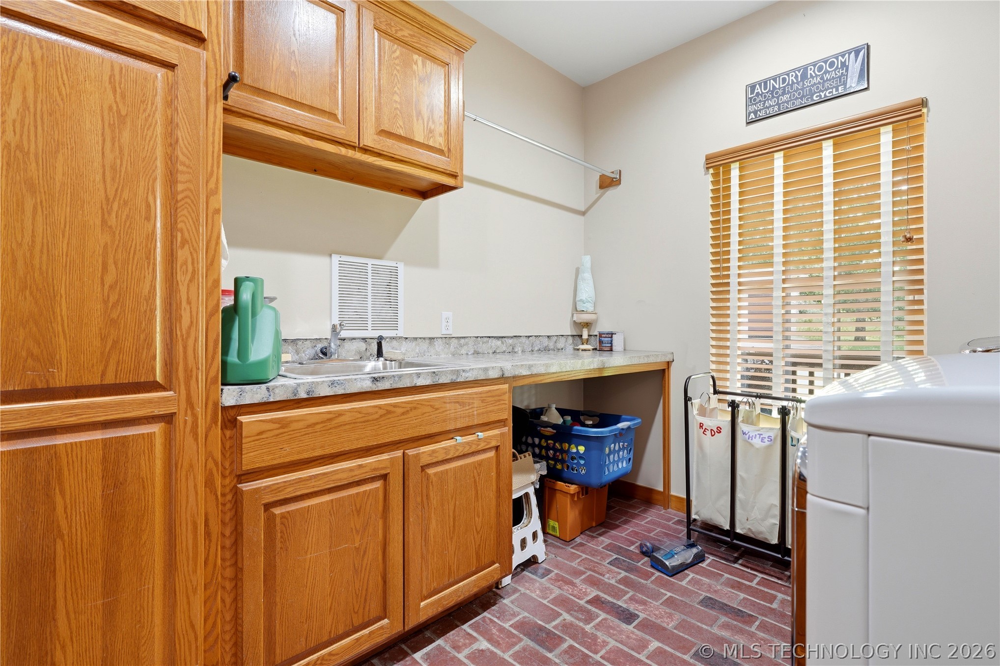 33987 S Pigeon Road Park Hill OK 74451