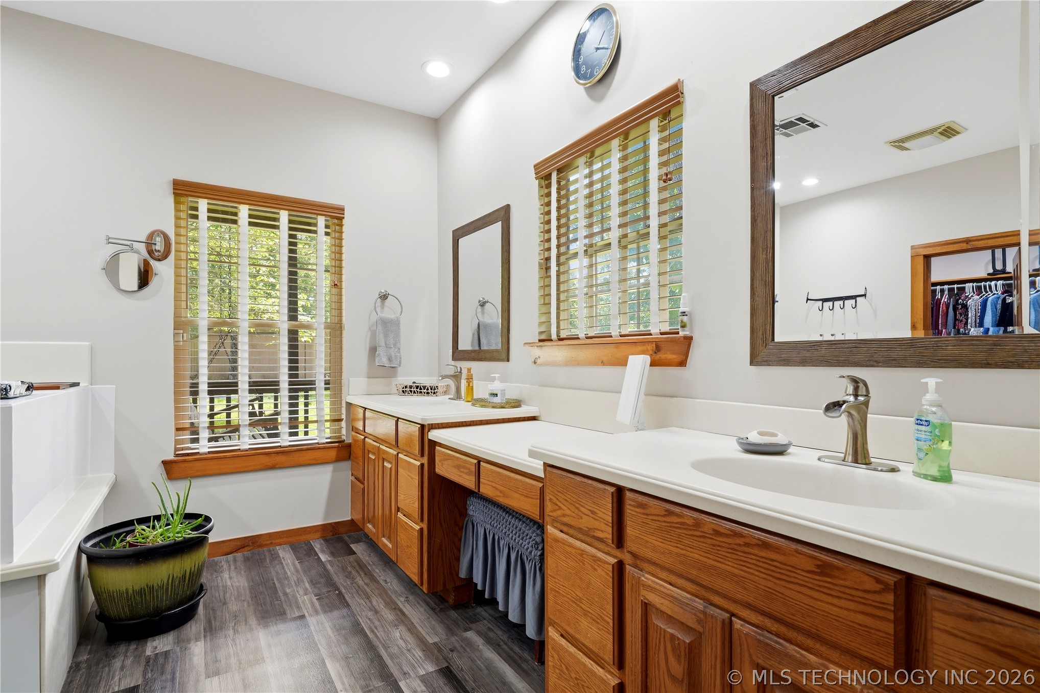 33987 S Pigeon Road Park Hill OK 74451