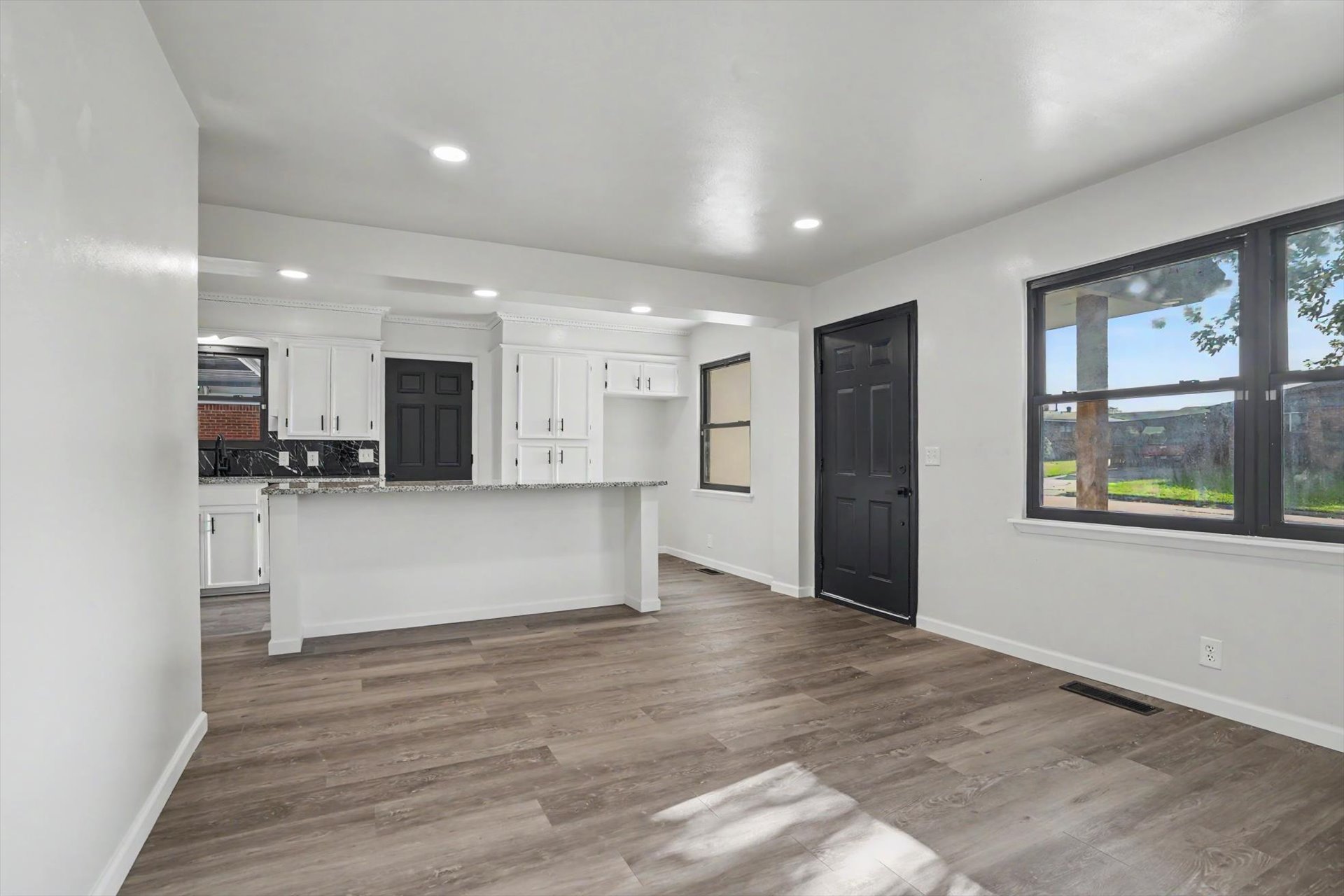 520 S 104th Eastavenue Tulsa OK 74128